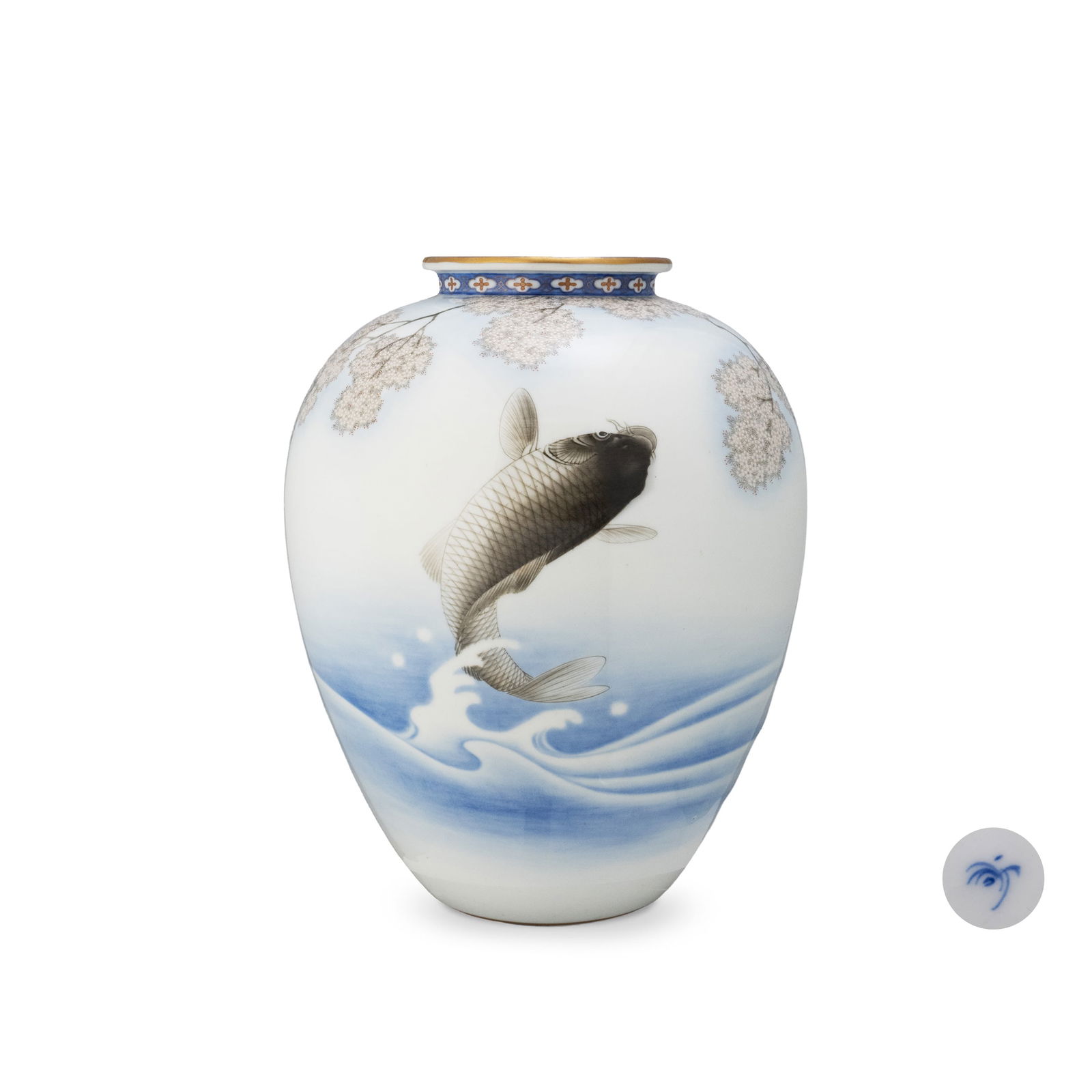 Vase with Carp Design by Koransha (1 of 9)