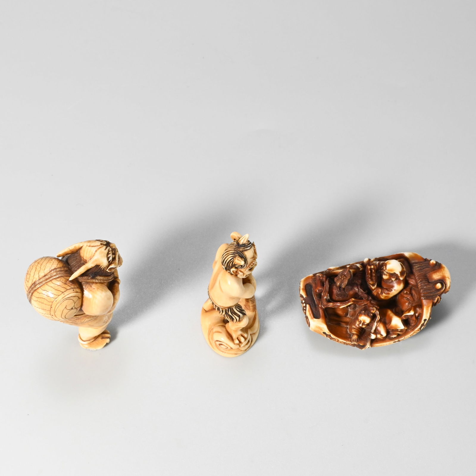 Three netsuke, signed - 6