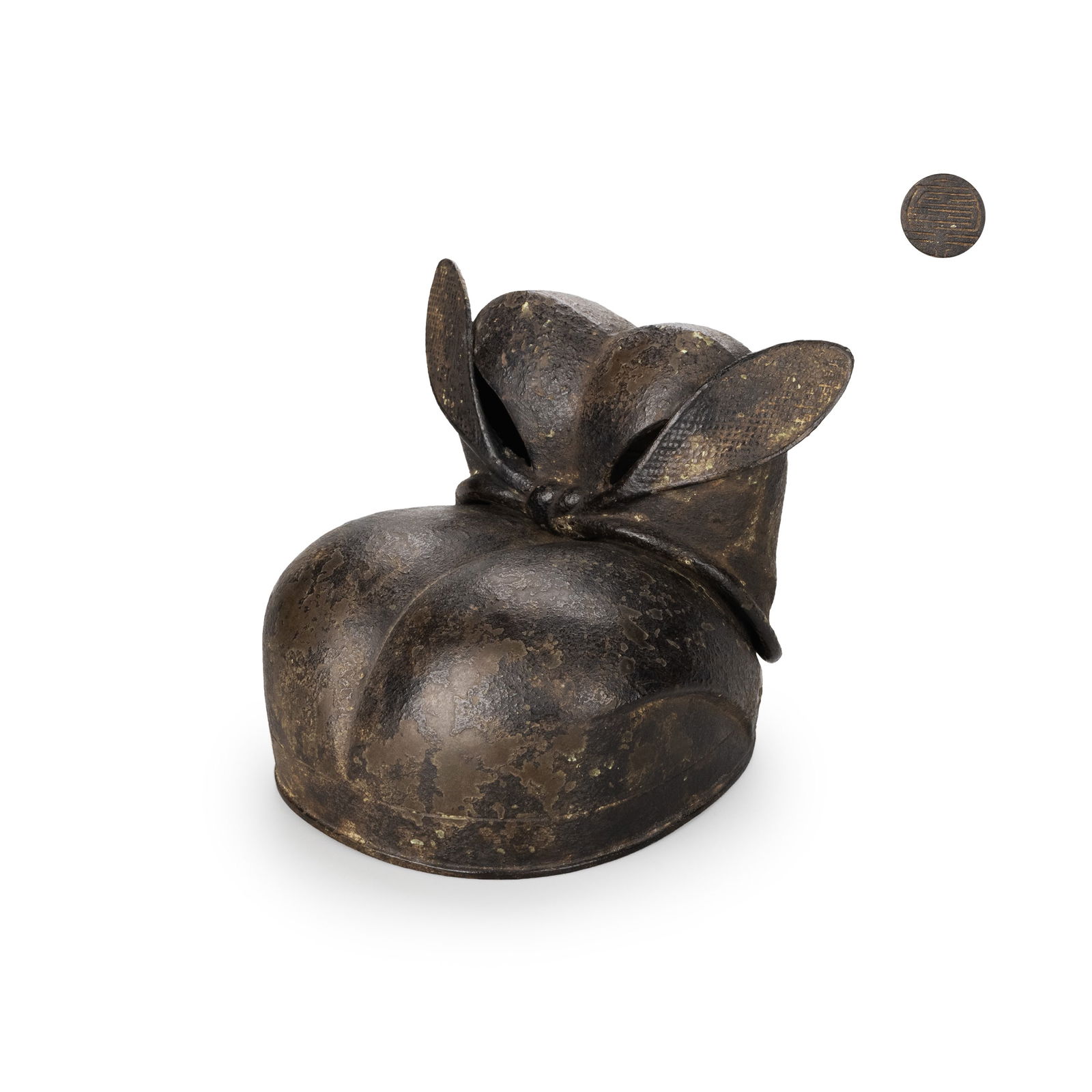 Antique Bronze Crown-Form Censer: This incense burner takes its form from ancient ceremonial crowns. The lower body is full and stable, while the upper section rises into a crown-shaped tubular structure, complemented by