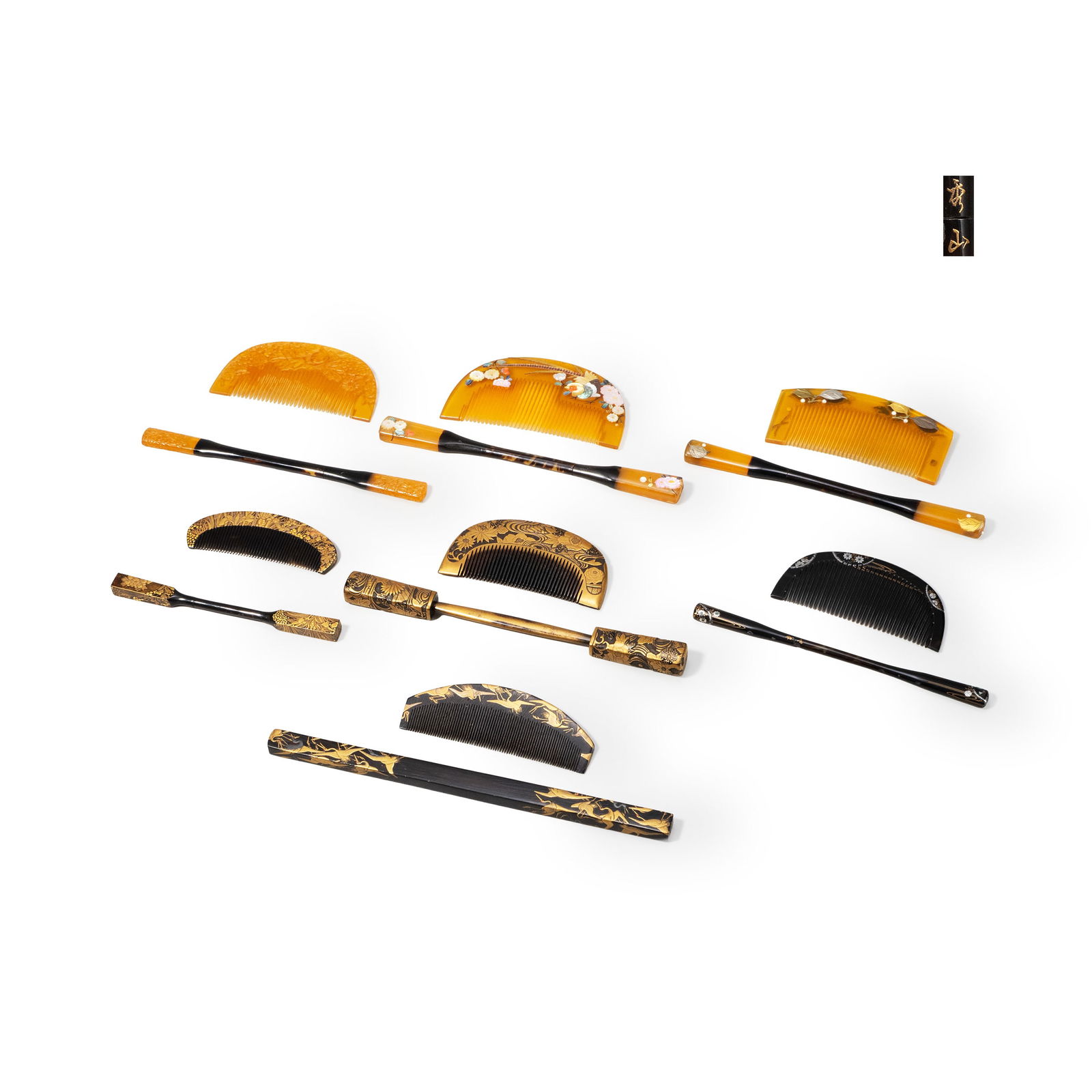 Set of 7 Combs and K?gai, Signed: Dimensions vary [Export outside of Japan is prohibited]