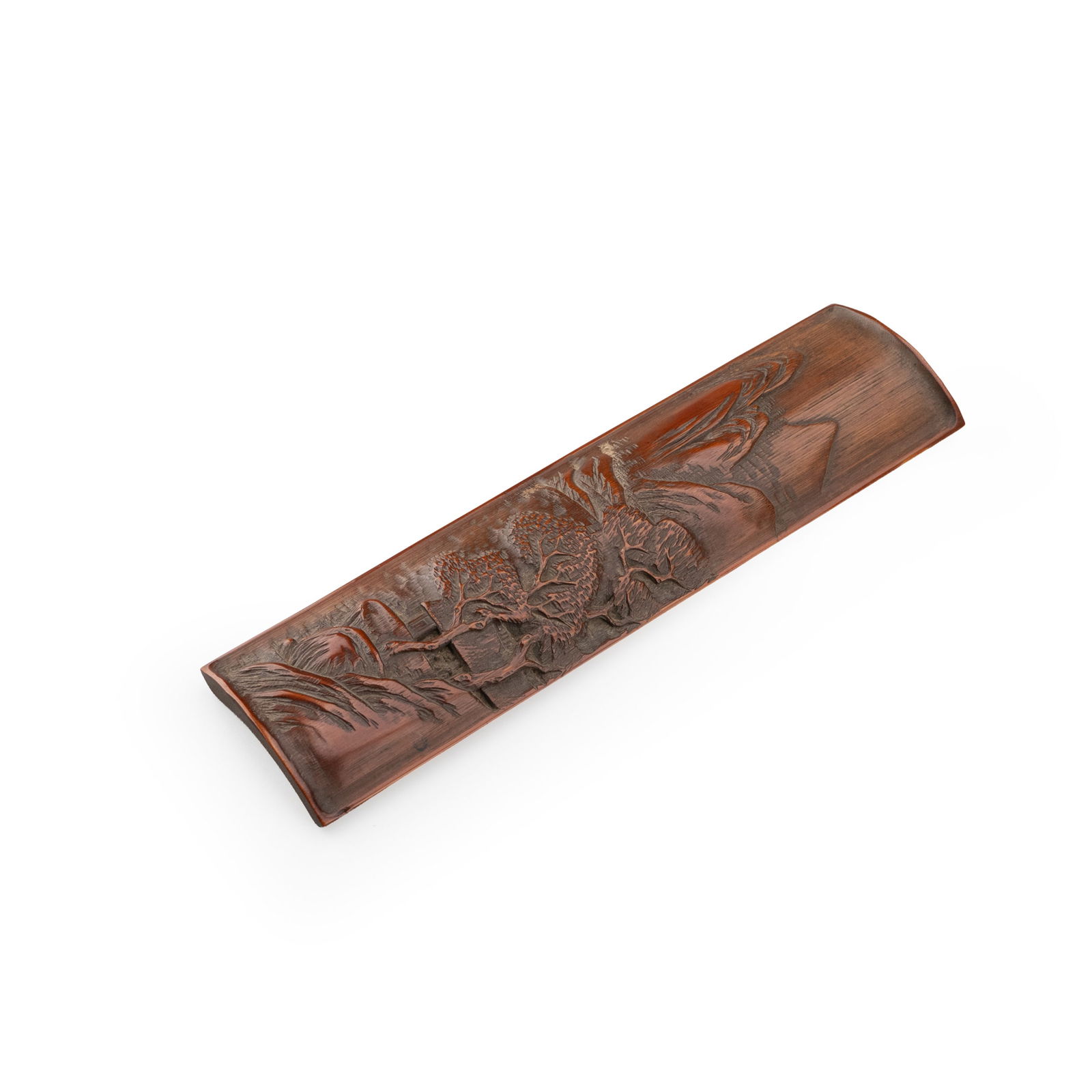 Landscape Motif Bamboo Tea Measure: This tea scoop features a slender, elongated form combined with carving of varied depth, expressing the poetic sensibility characteristic of literati tea utensils. Crafted from bamboo, the surface is