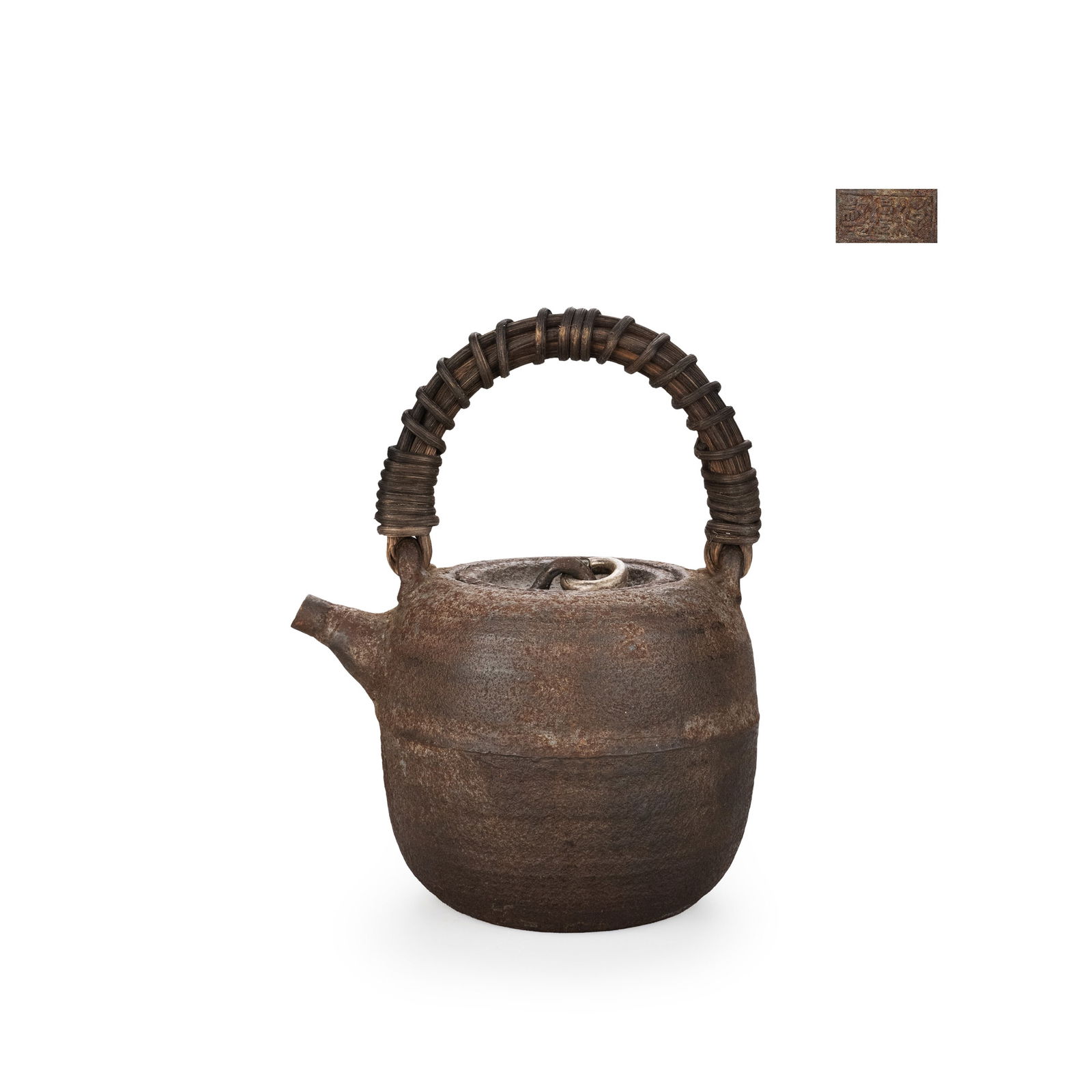 Iron Kettle with Silver Knob (1 of 10)