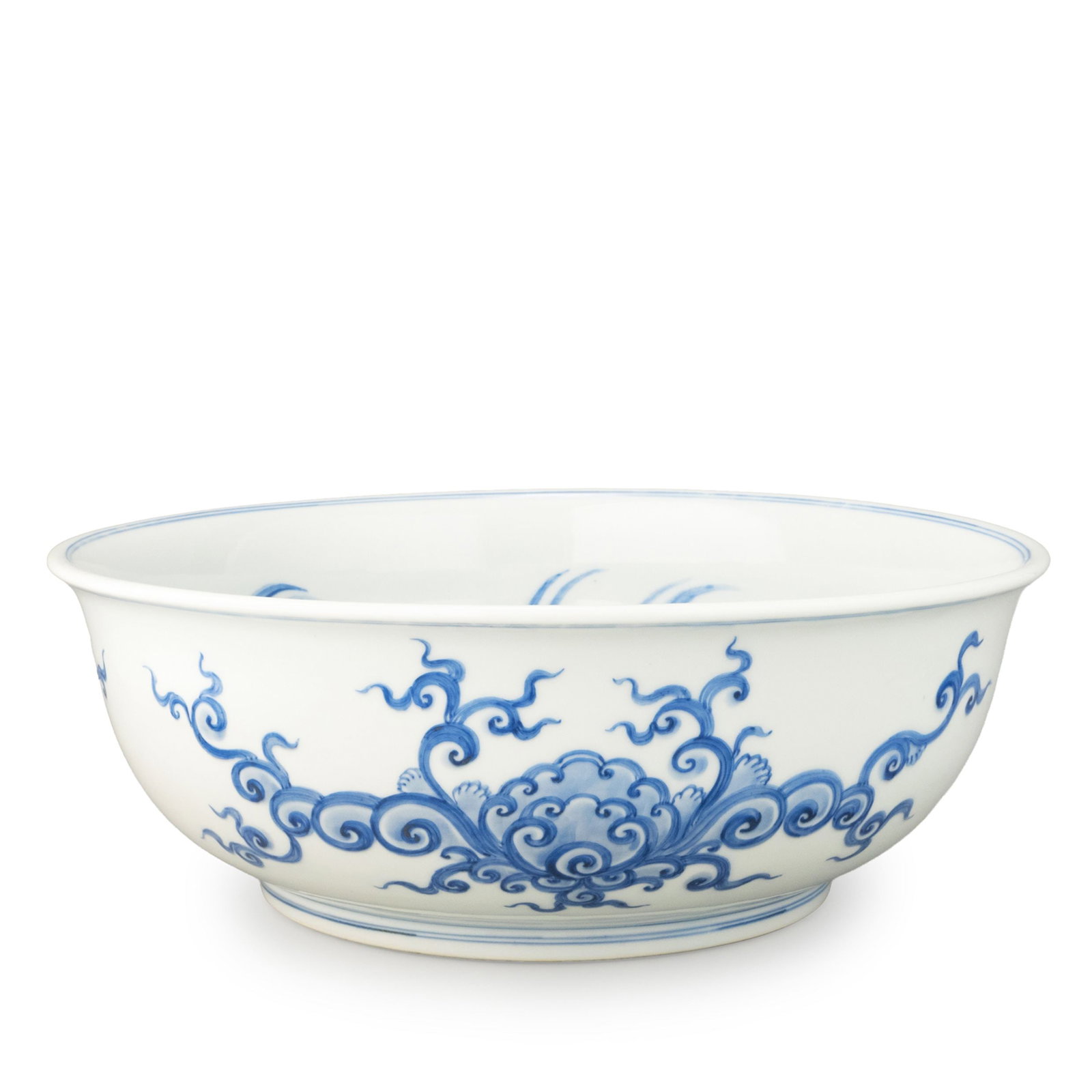 Large Blue and White Bowl by Kawamoto Hansuke: This impressive large Seto ware bowl by Kawamoto Hansuke of Shintoen displays the elegance of traditional underglaze blue decoration through a refined and dynamic composition.The interior is painted w