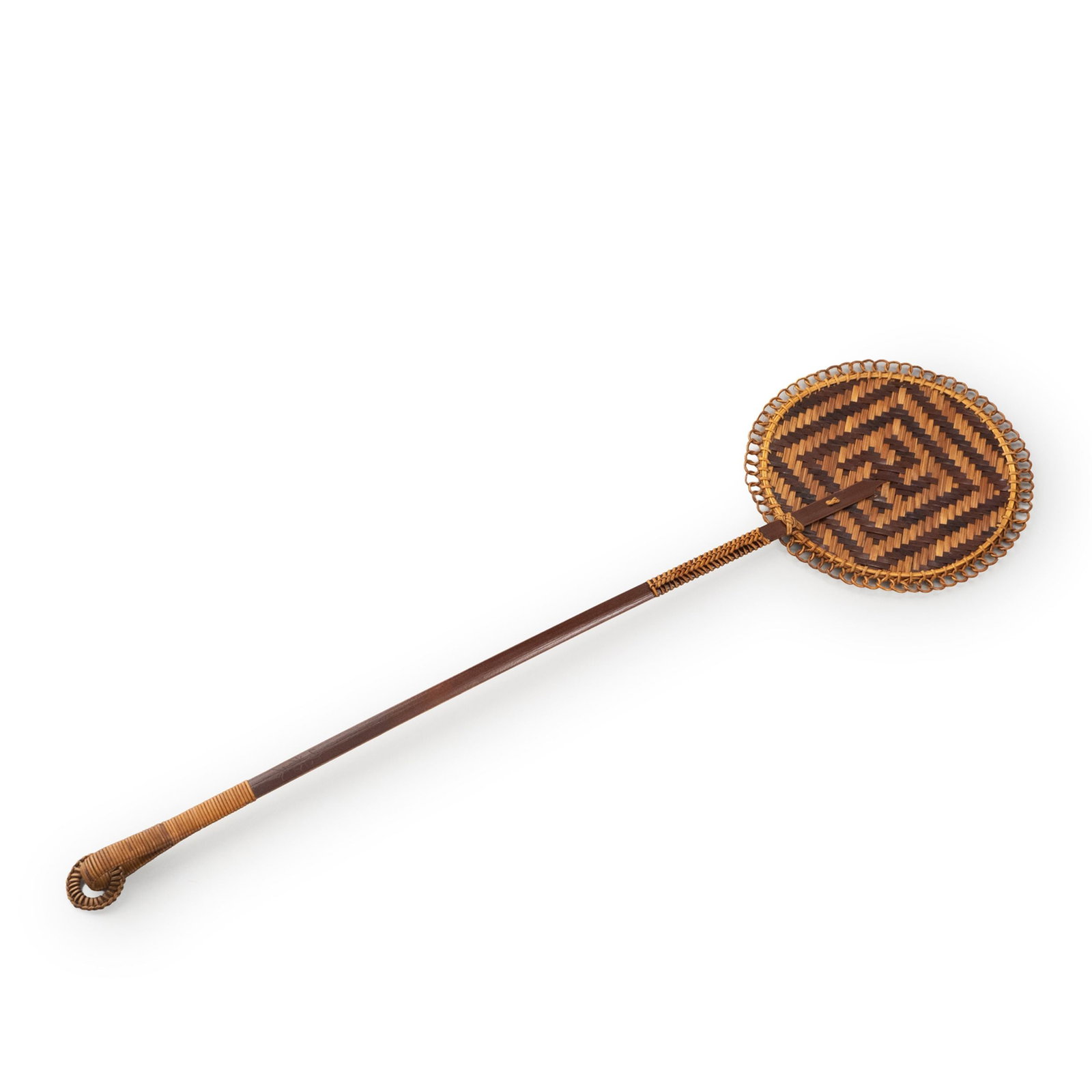 Hearth Fan by Chikuyusai, Tomobako: This elegant round hearth fan [ro-sen] is finely woven by Chikuyusai, featuring a smoked bamboo rim and an intricate wachi-gai [interlocking rings] border. The fan face is executed in alternating natu