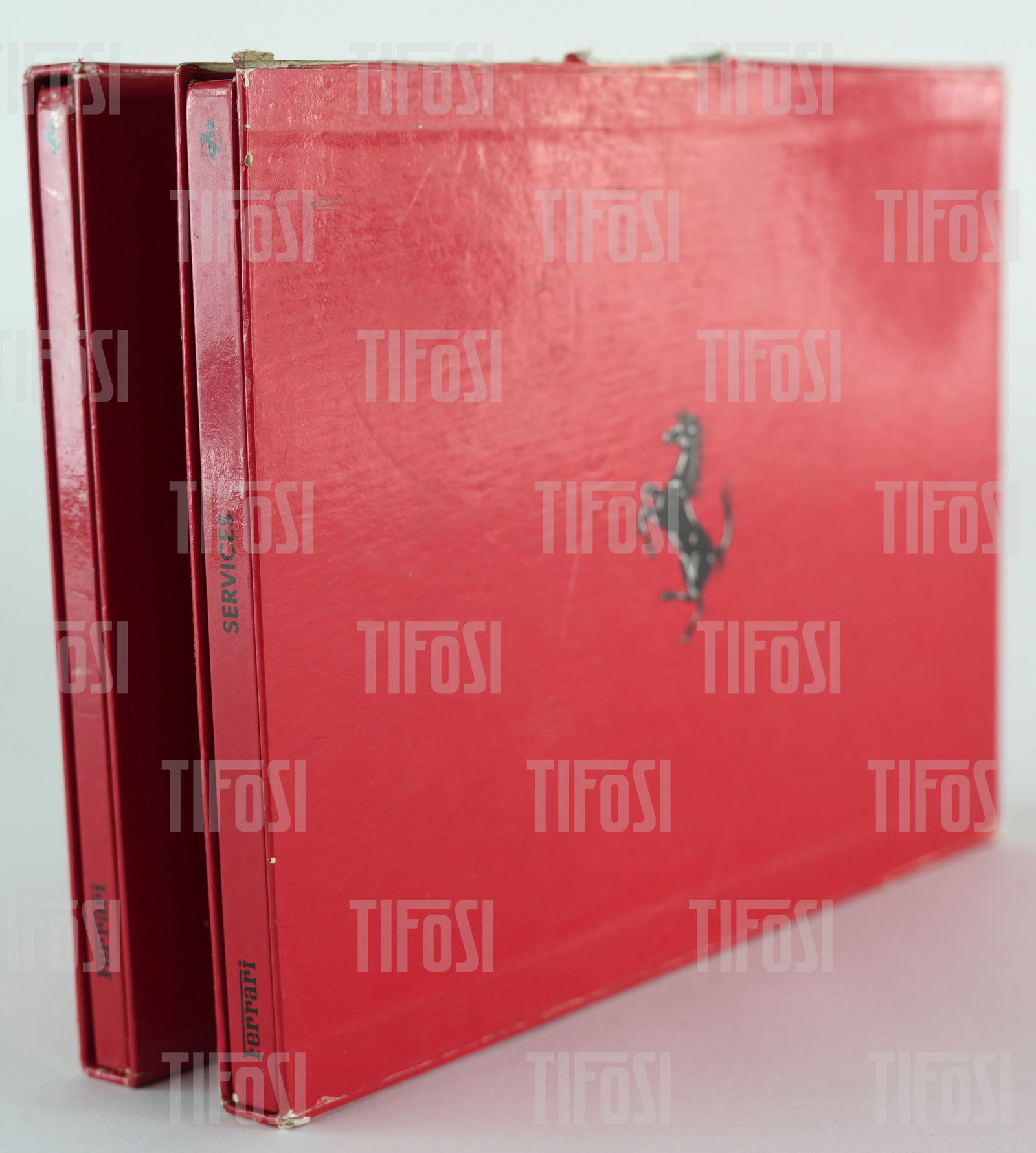 1989 Ferrari Dealership Style Guide & Equipment Catalogue (1 of 4)