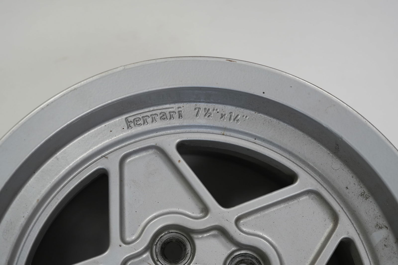 Ferrari 308 Cromodora 7.5x14 Wheels - 2