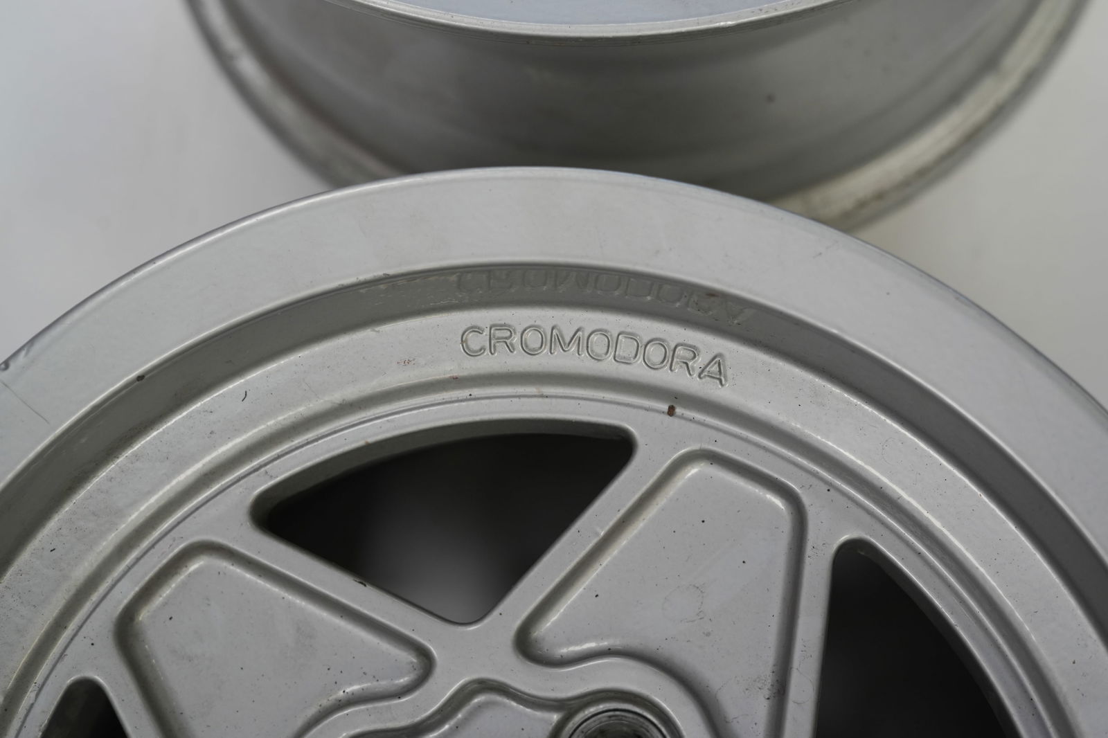 Ferrari 308 Cromodora 7.5x14 Wheels - 3