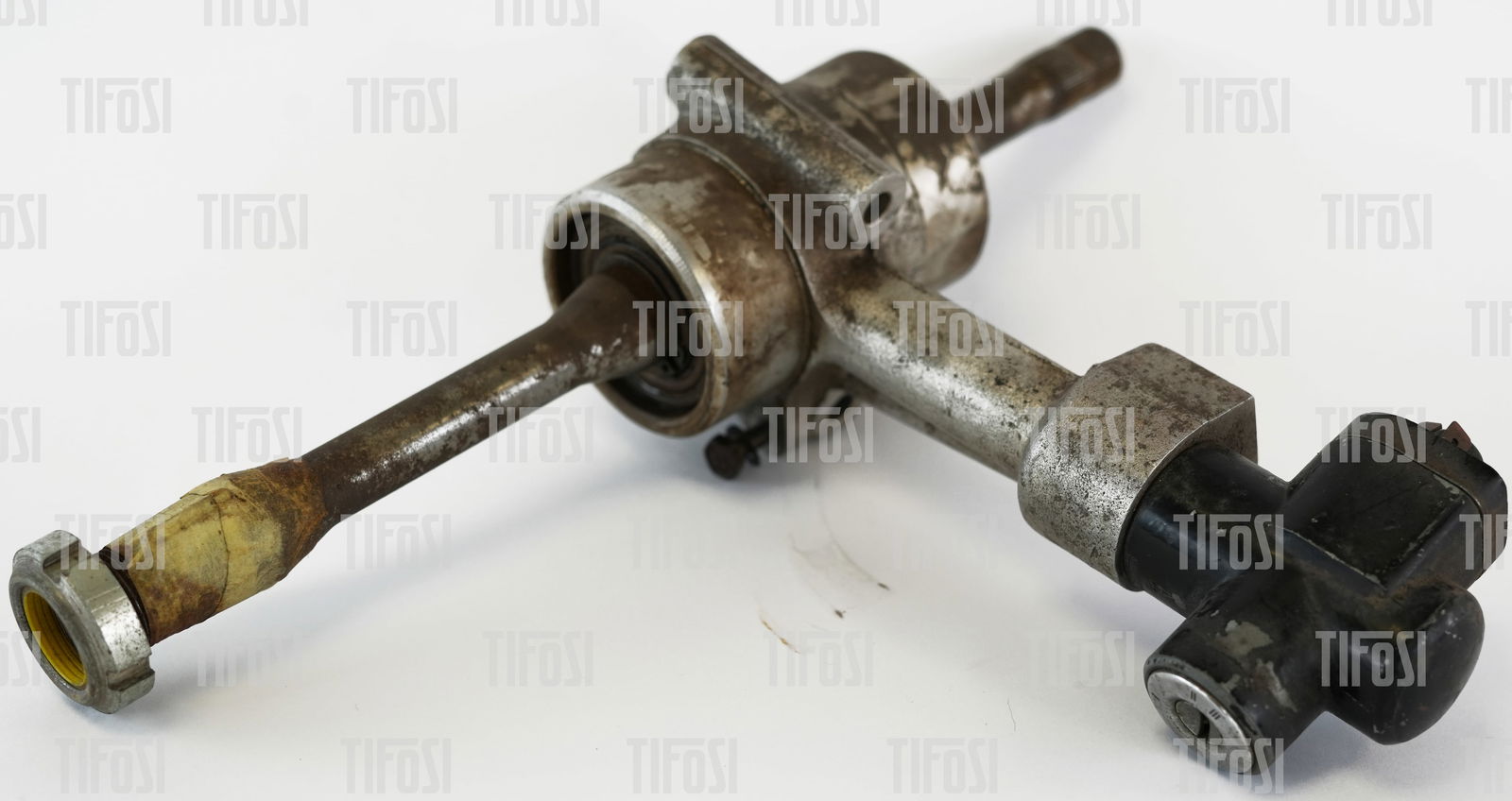 Ferrari 246 308 Neiman Ignition Steering Column (1 of 2)
