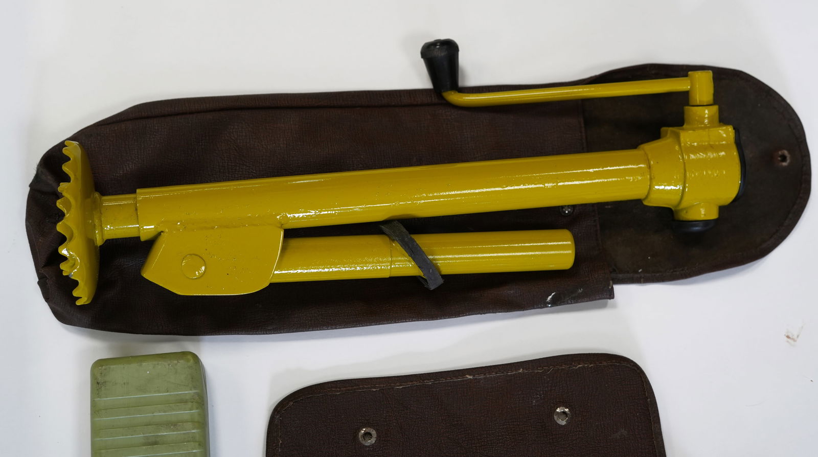 Ferrari 246 Dino Tool Kit - 2