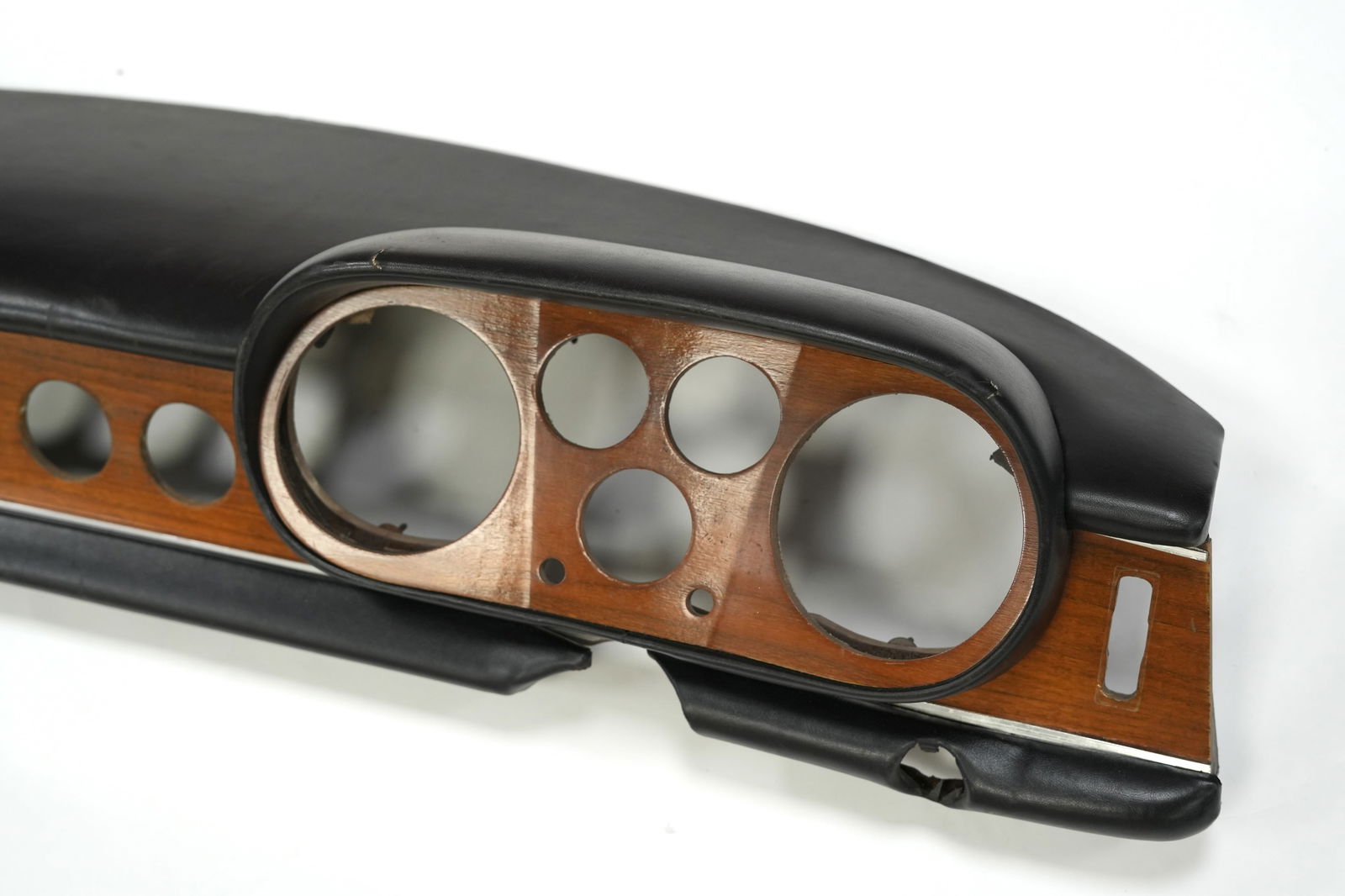 Ferrari 330 GTC Dashboard RHD - 2