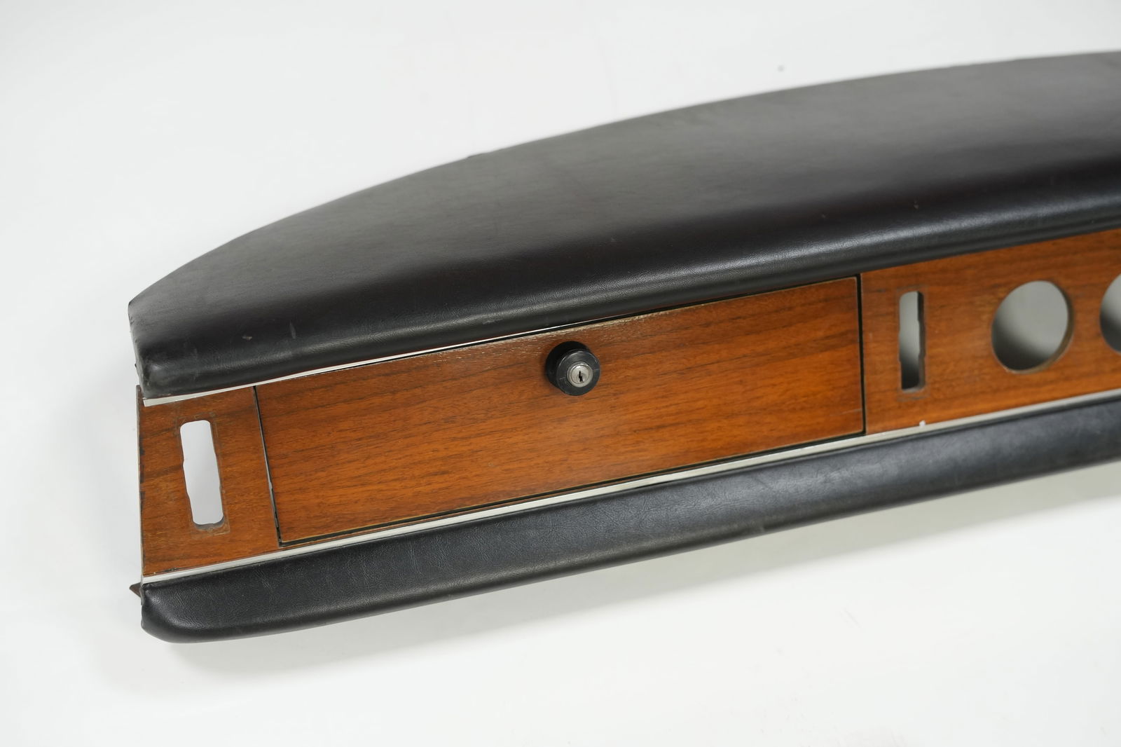 Ferrari 330 GTC Dashboard RHD - 4