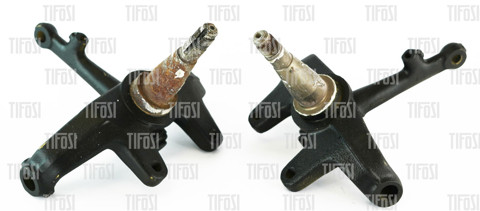 Ferrari 308 Stub Axles: A pair of Ferrari 308 front stub axles, good condition.