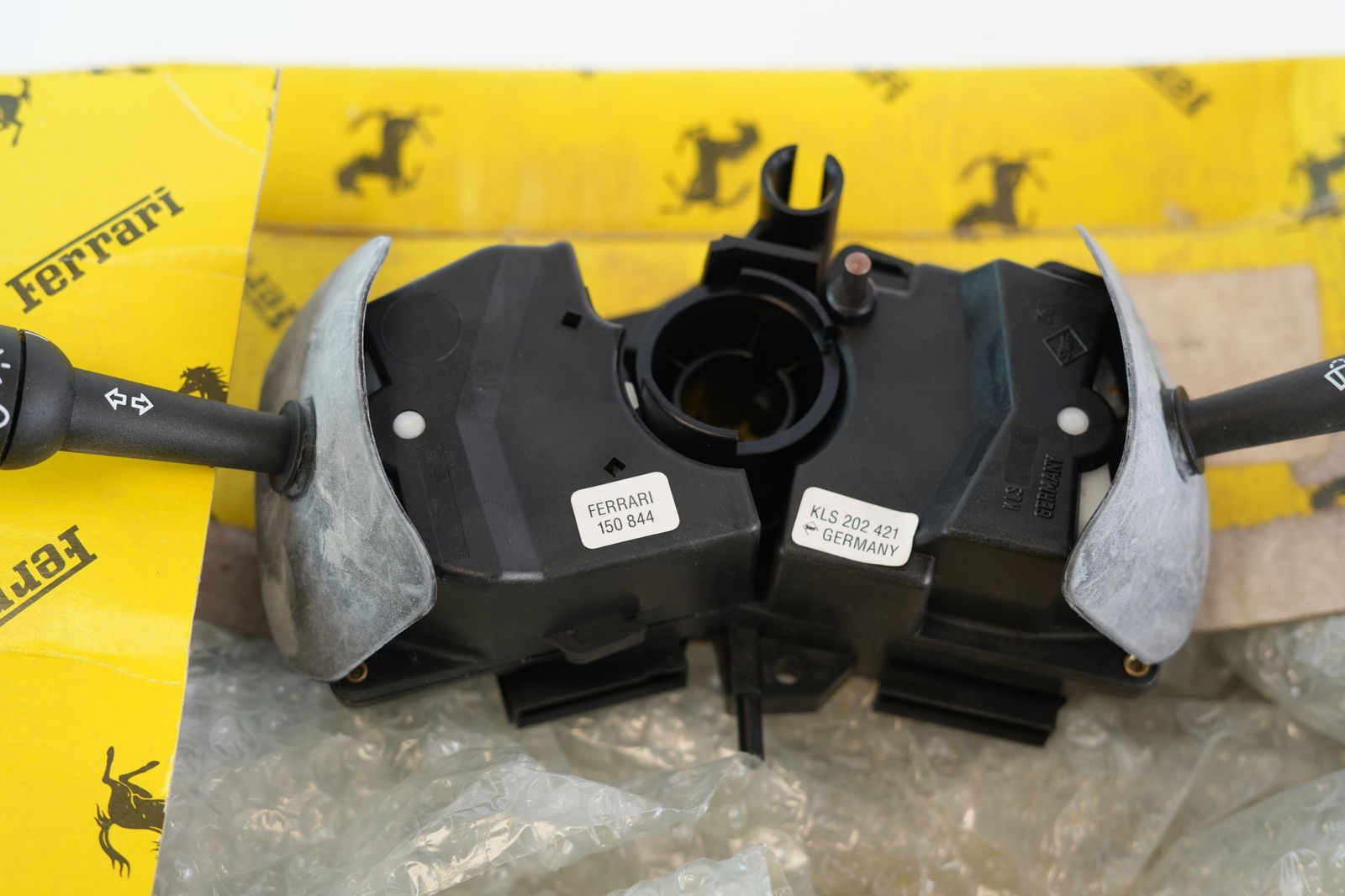 Ferrari 550 Maranello NOS Indicator Stalk - 2