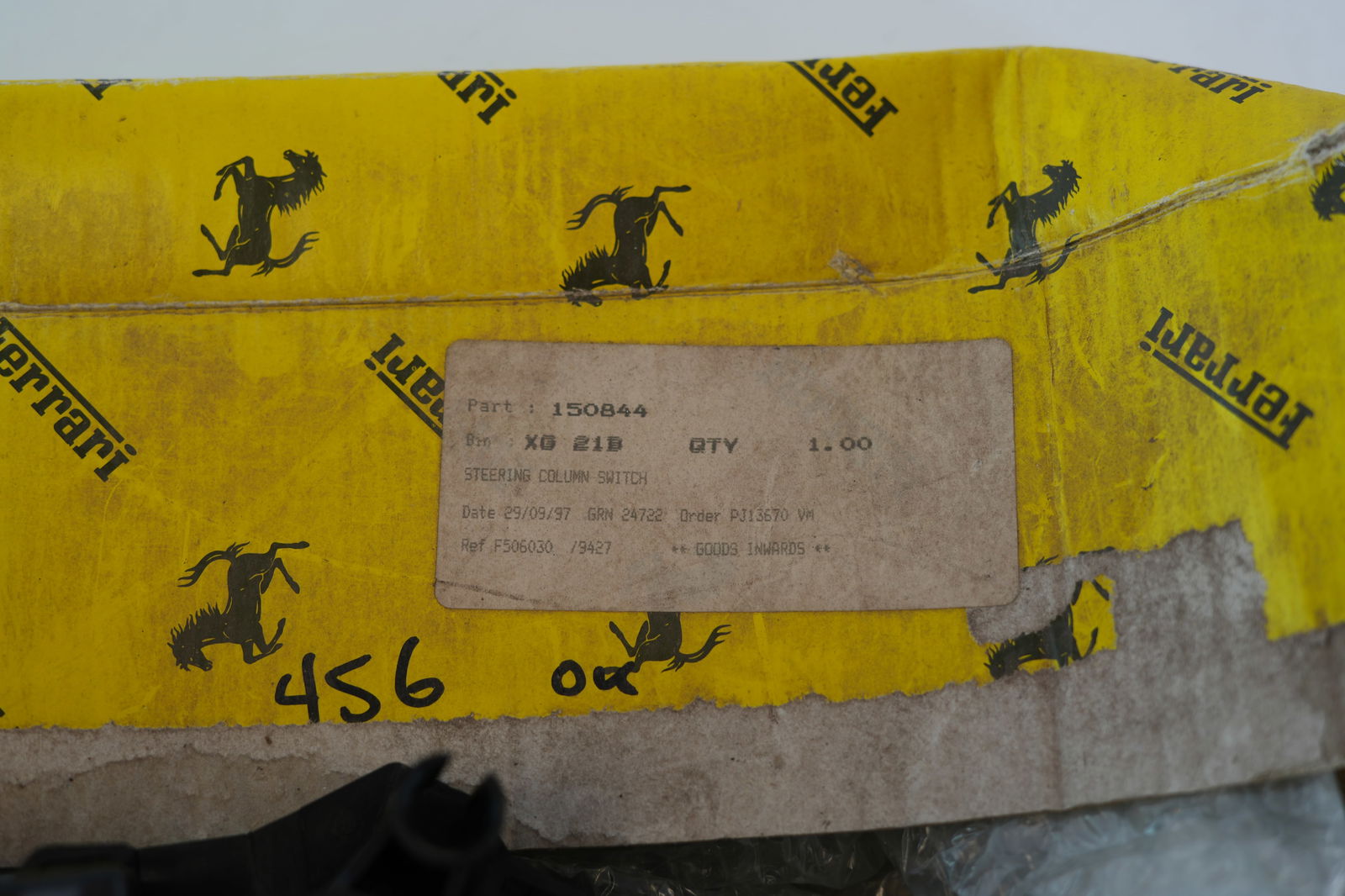 Ferrari 550 Maranello NOS Indicator Stalk - 3