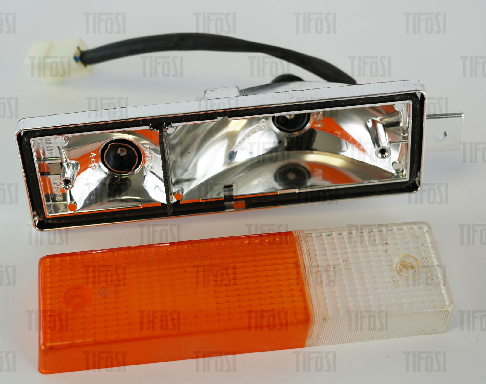 Ferrari 308 Indicator NOS: A new old stock Ferrari 308 indicator unit, made by Carello.
