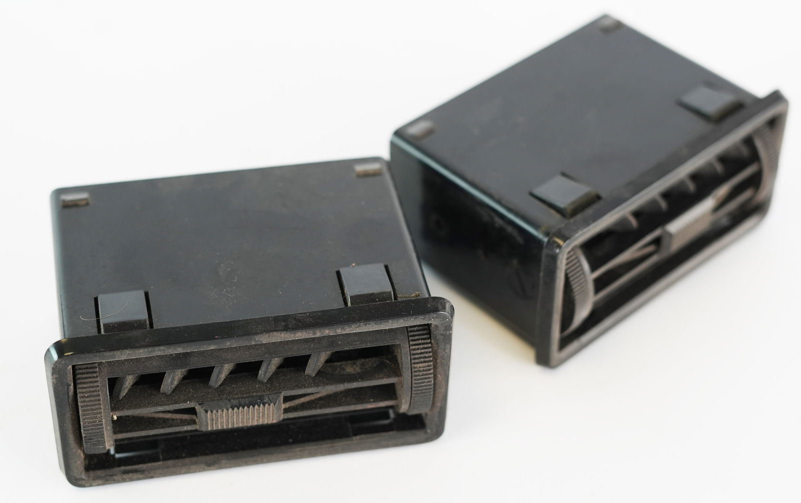 Ferrari 308 Interior Vents - 2