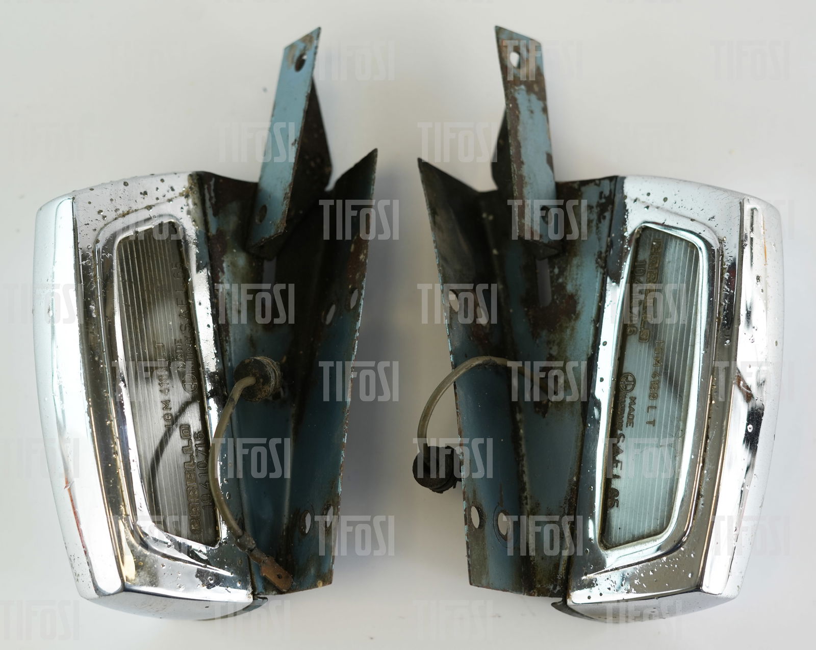 Ferrari 330 GTC Carello Number Plate Lights: A pair of Carello rear number plate lights removed from a Ferrari 330 GTC. Used condition, complete with brackets.