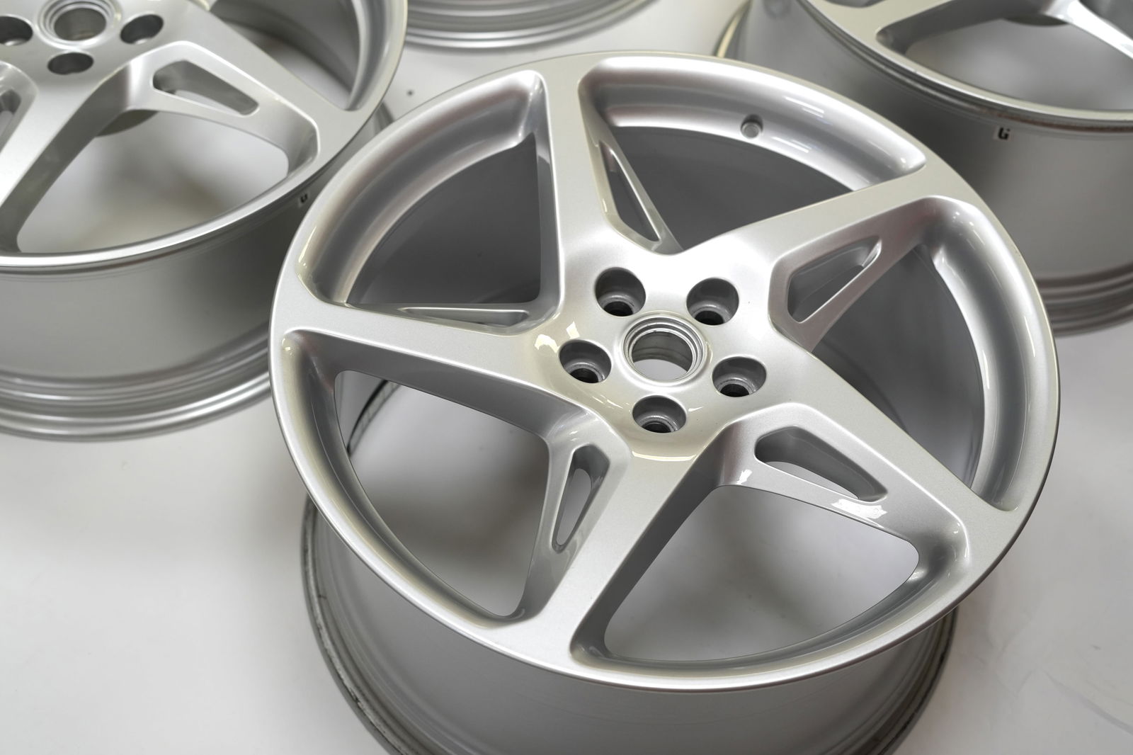 Ferrari 458 Wheel Set Silver - 3