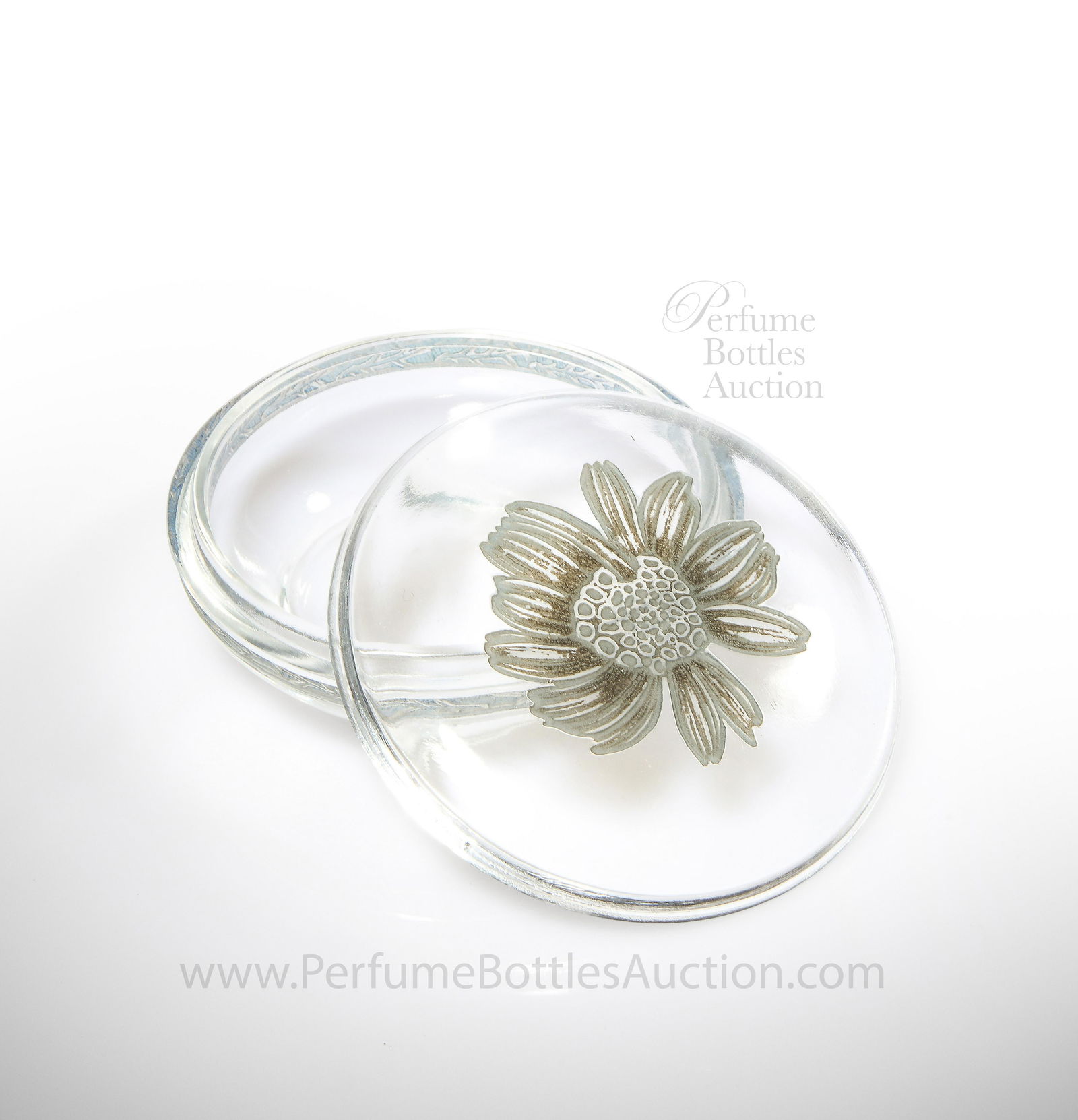 1912 Rene Lalique D'Orsay "Camelias" powder box (1 of 2)