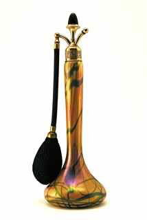 69: 1925 Imperial Art Glass DeVilbiss 1926 DeVilbiss Imperial perfume bottle