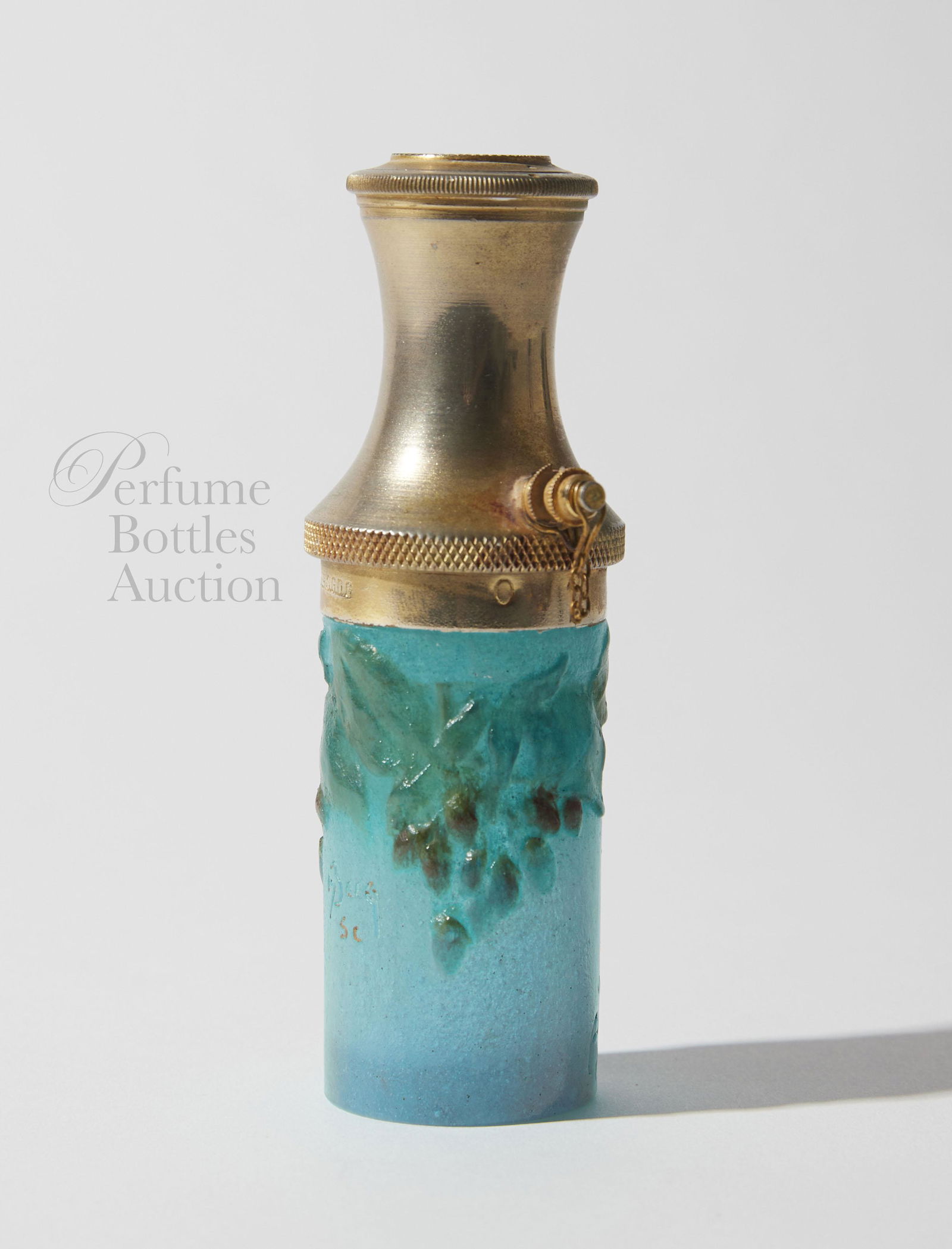 Amalric Walter Pate de verre perfume atomizer (1 of 2)