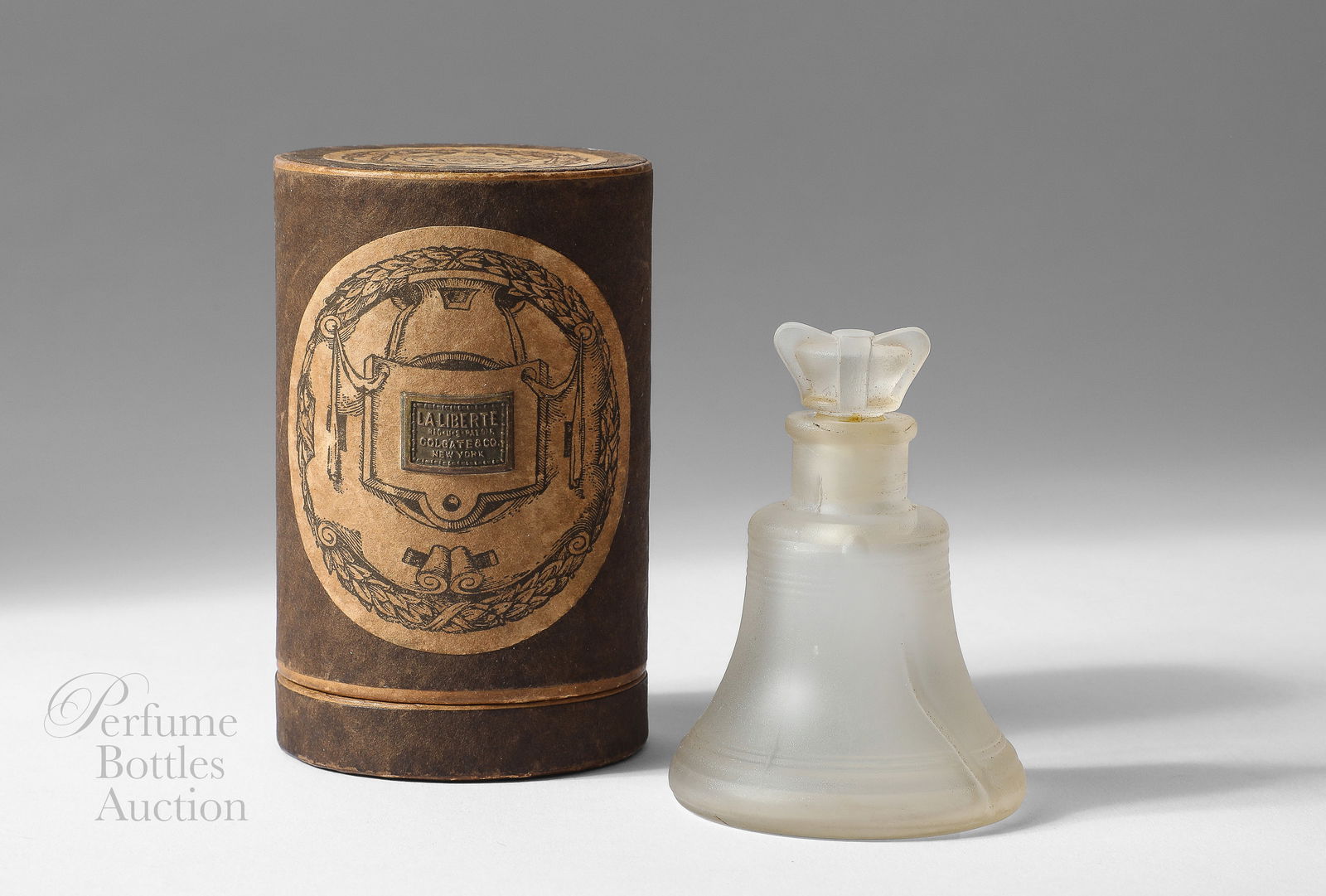 c1919 Colgate patriotic perfume bottle as the American Liberty Bell (1 of 2)