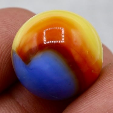 AKRO Agate Superman Tri Color Corkscrew Prize Marble (1 of 5)