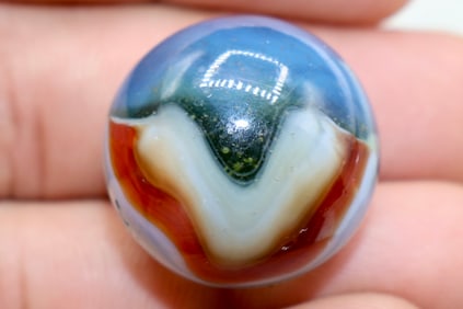 Early VITRO AGATE CONQUEROR Shooter Marble