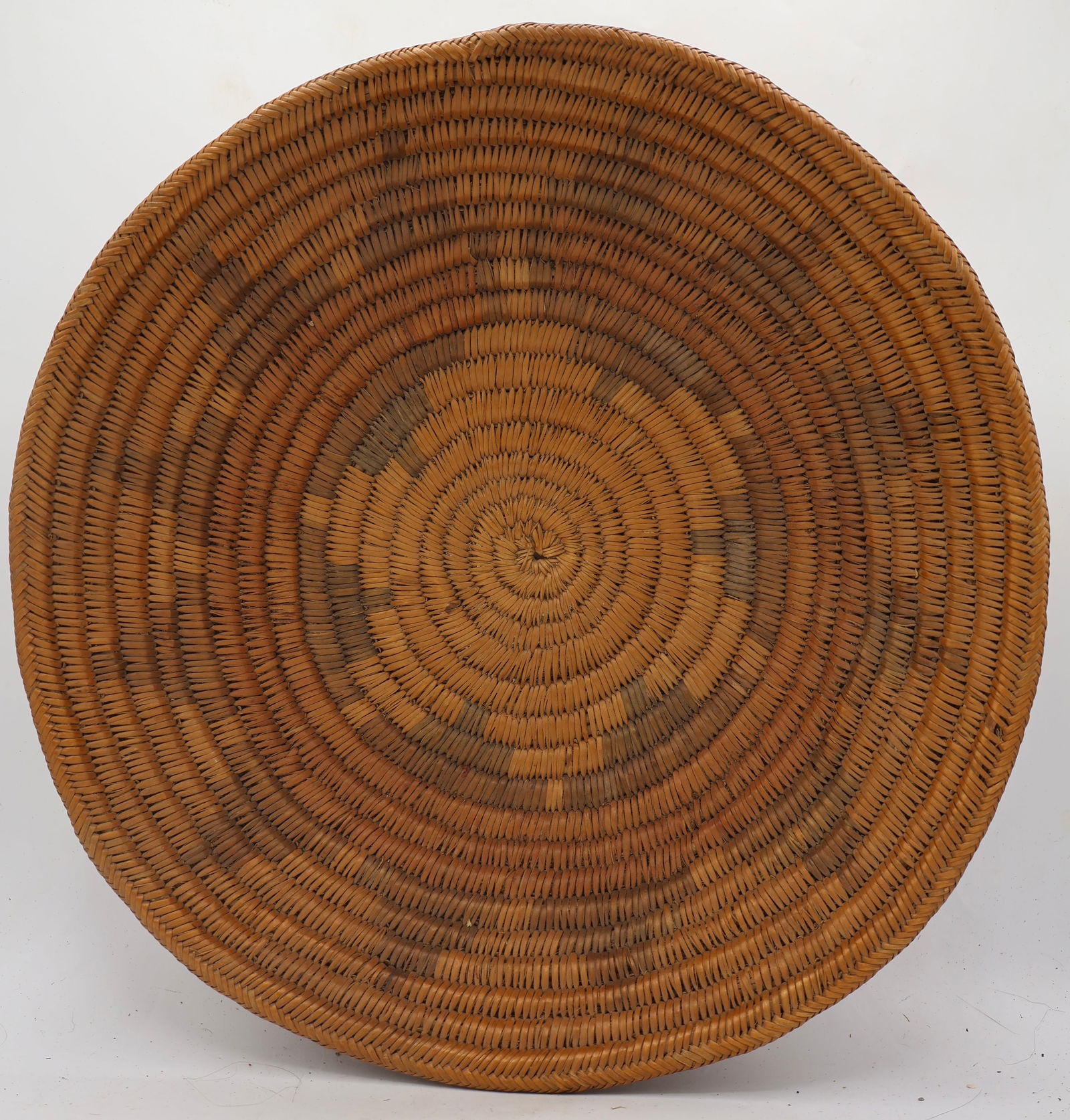 A Large Antique Navajo Spirit Line Wedding Basket (1 of 6)