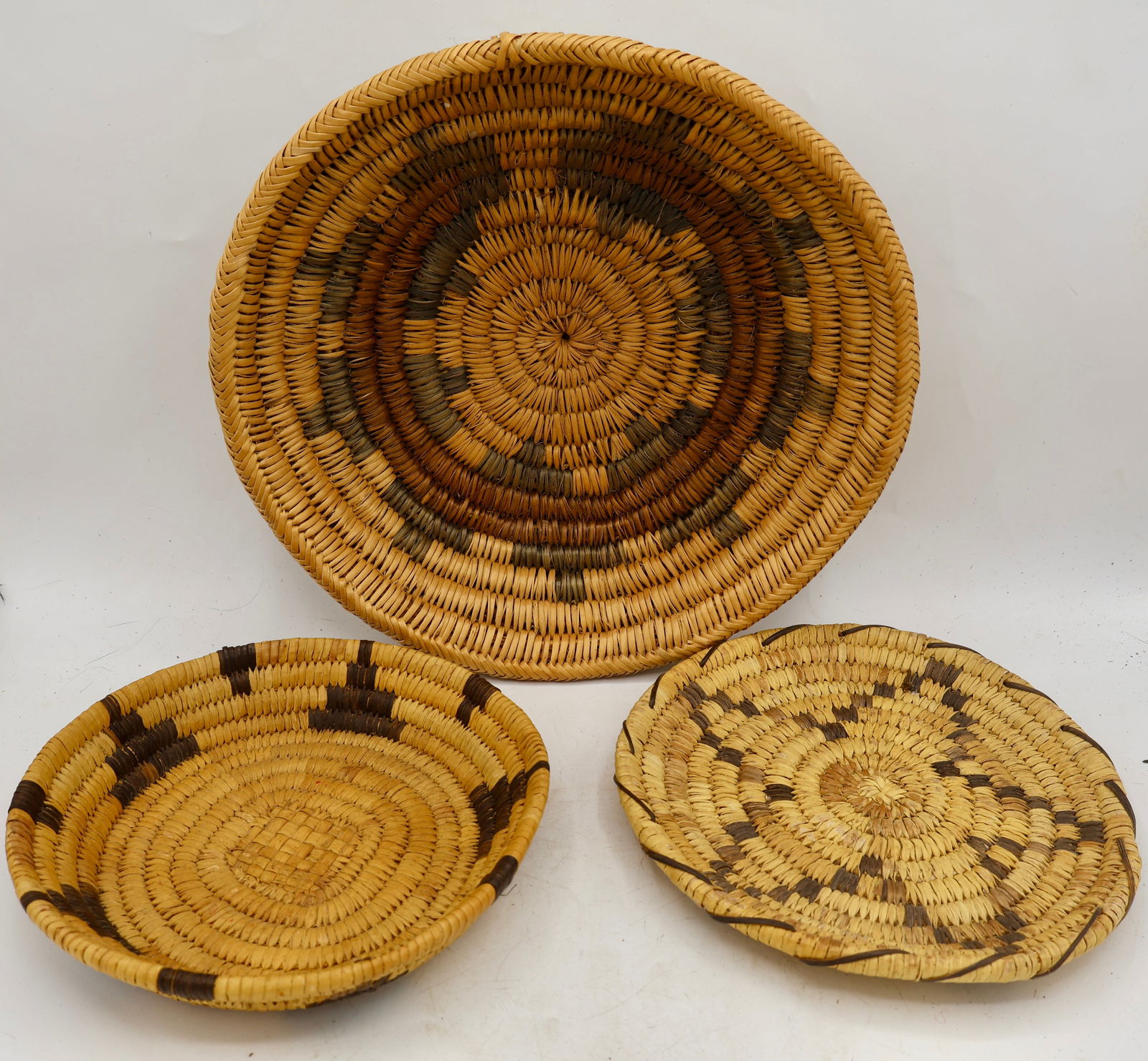 A Grouping of Vintage Navajo Baskets (1 of 6)