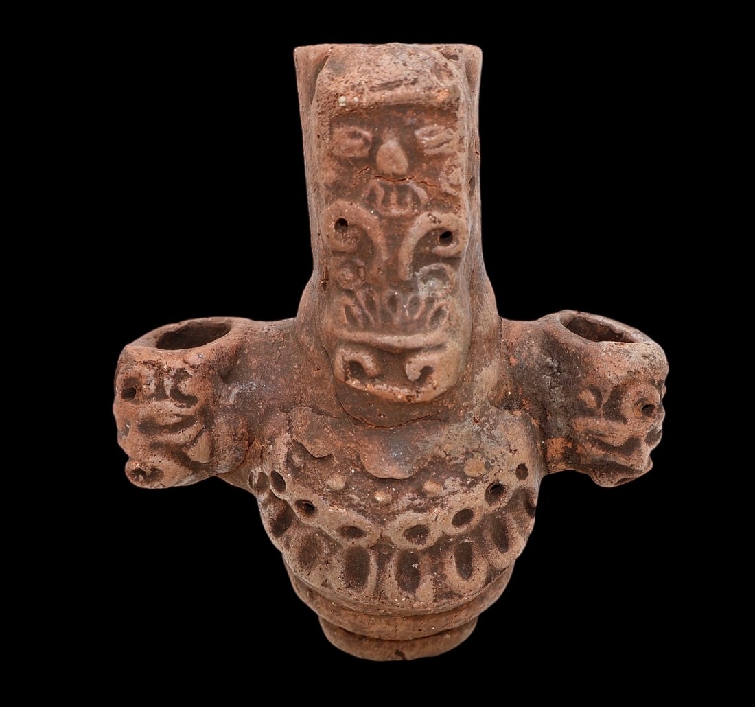 A Pre Columbian Pottery Sahumador Incense Burner (1 of 9)