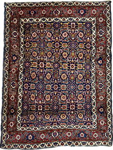 Antique Tabriz Rug: Antique Tabriz Rug 4.7 x 6.3 ft. c. 1920s