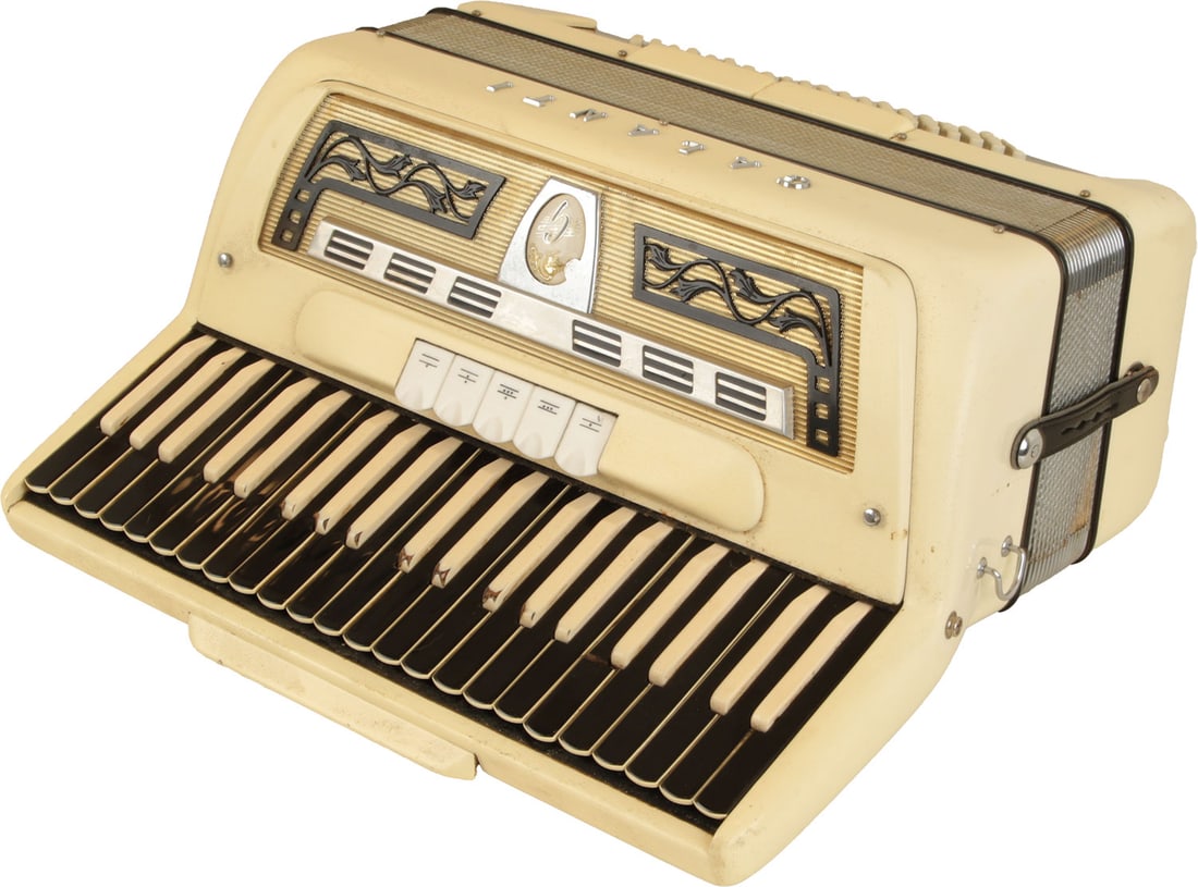 Galanti Accordion (1 of 6)