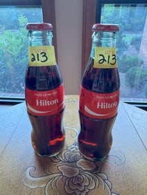 Hilton Hilton Coca Cola Bottle Set