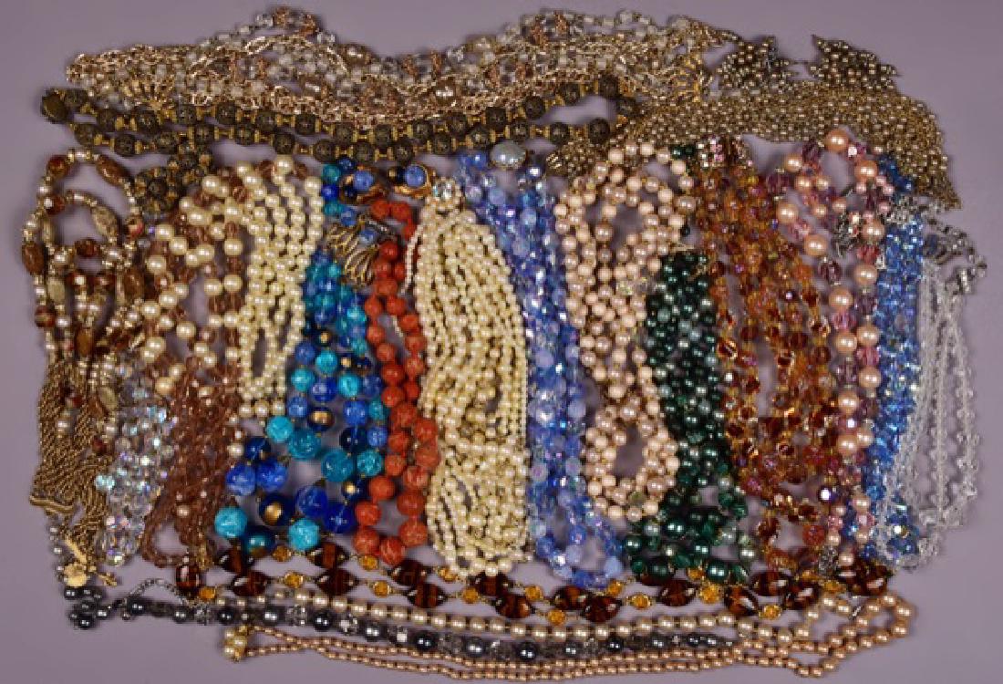 LOT of VINTAGE COSTUME JEWELRY NECKLACES (1 of 1)