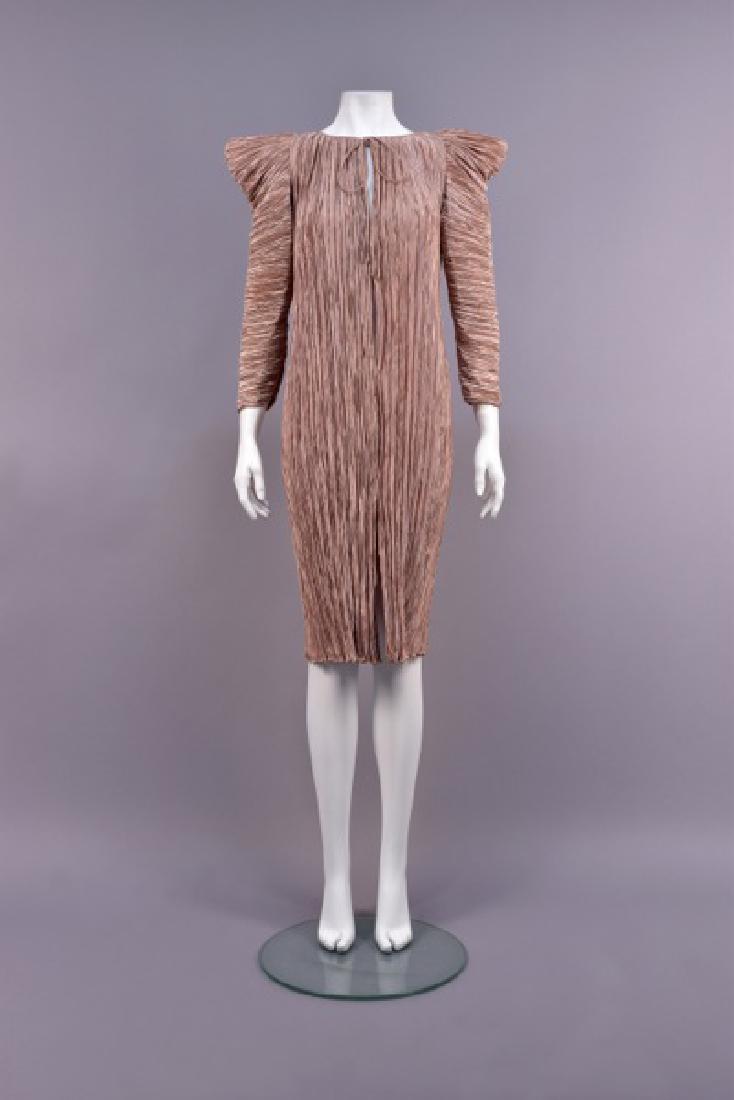MARY McFADDEN PLEATED COAT (1 of 4)