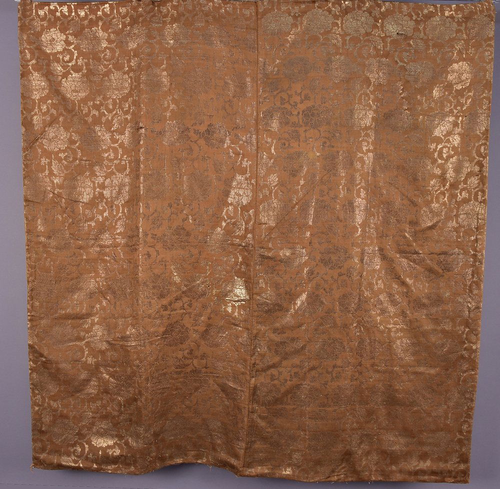 JAPANESE or CHINESE SILK BROCADE, 18th C (1 of 4)