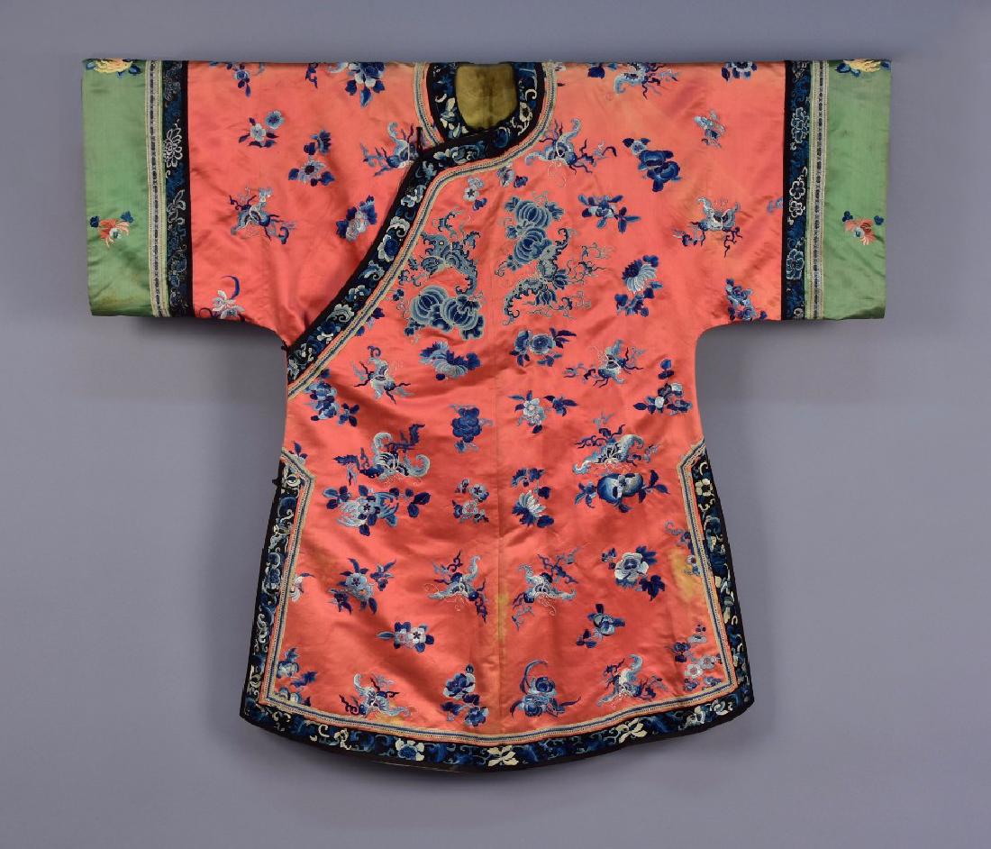 CHINESE SILK EMBROIDERED ROBE, EARLY 20th C (1 of 6)