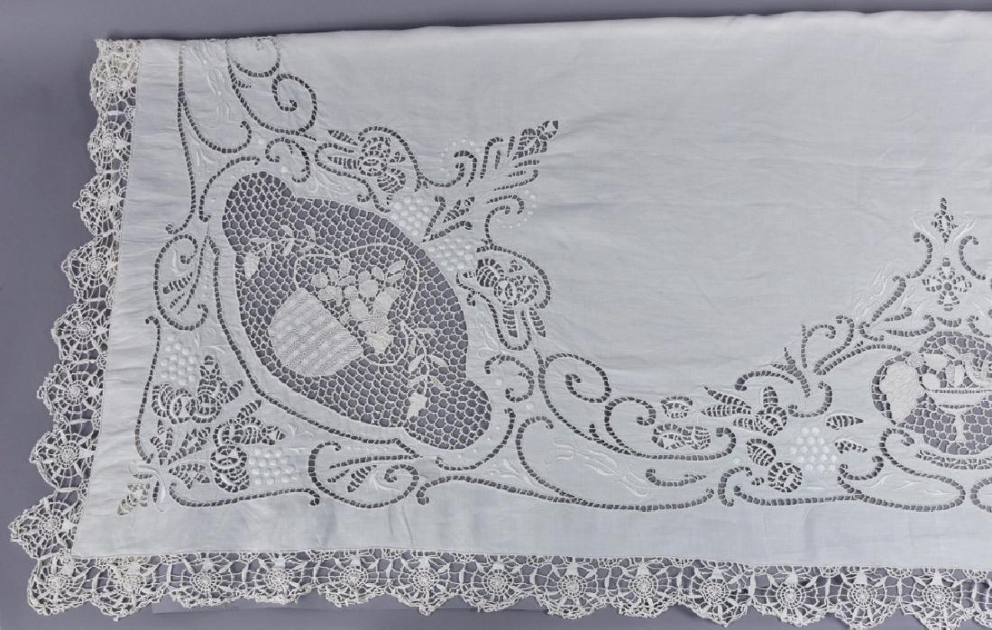 EMBROIDERED LINEN and LACE TABLECLOTH, EARLY 20th C (1 of 3)