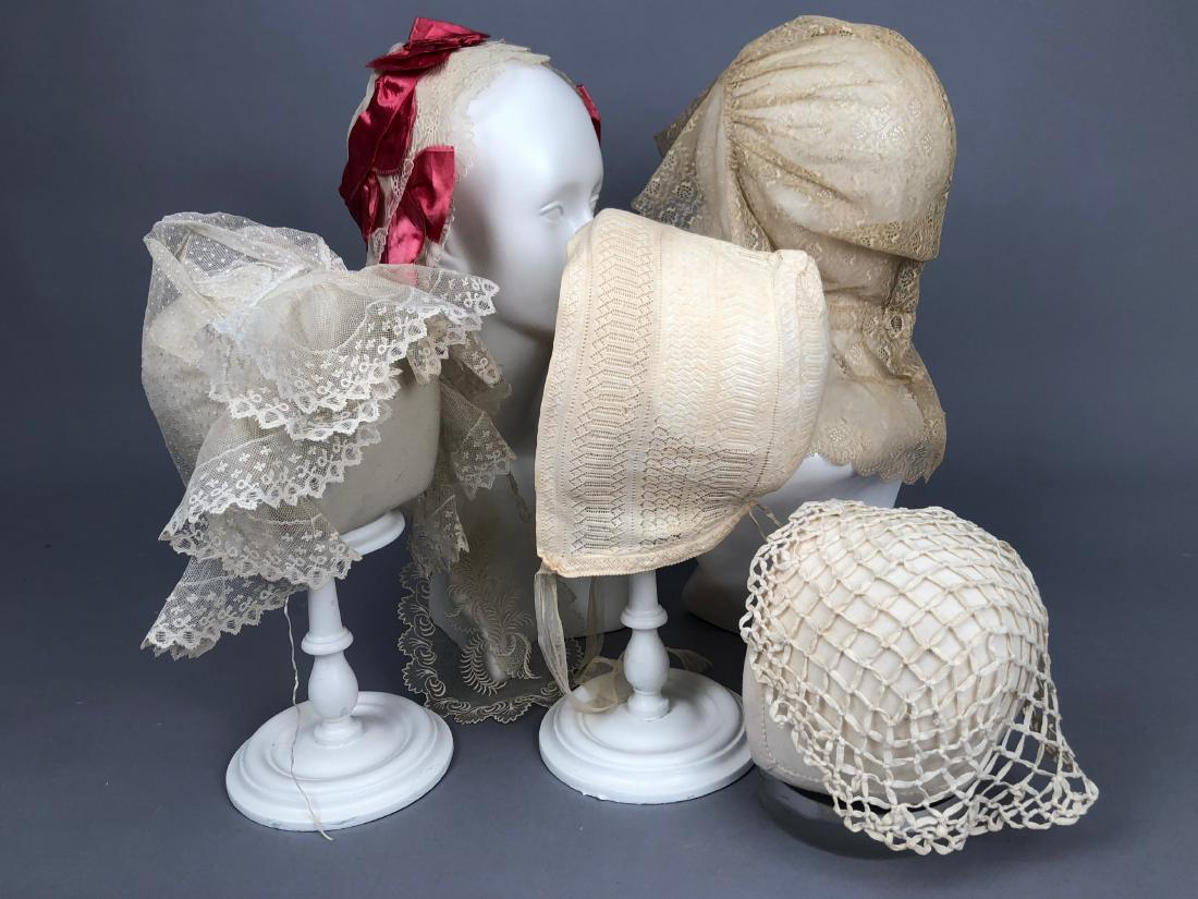 FIVE WHITE or CREAM LACE CAPS, 1800 - 1830 (1 of 2)