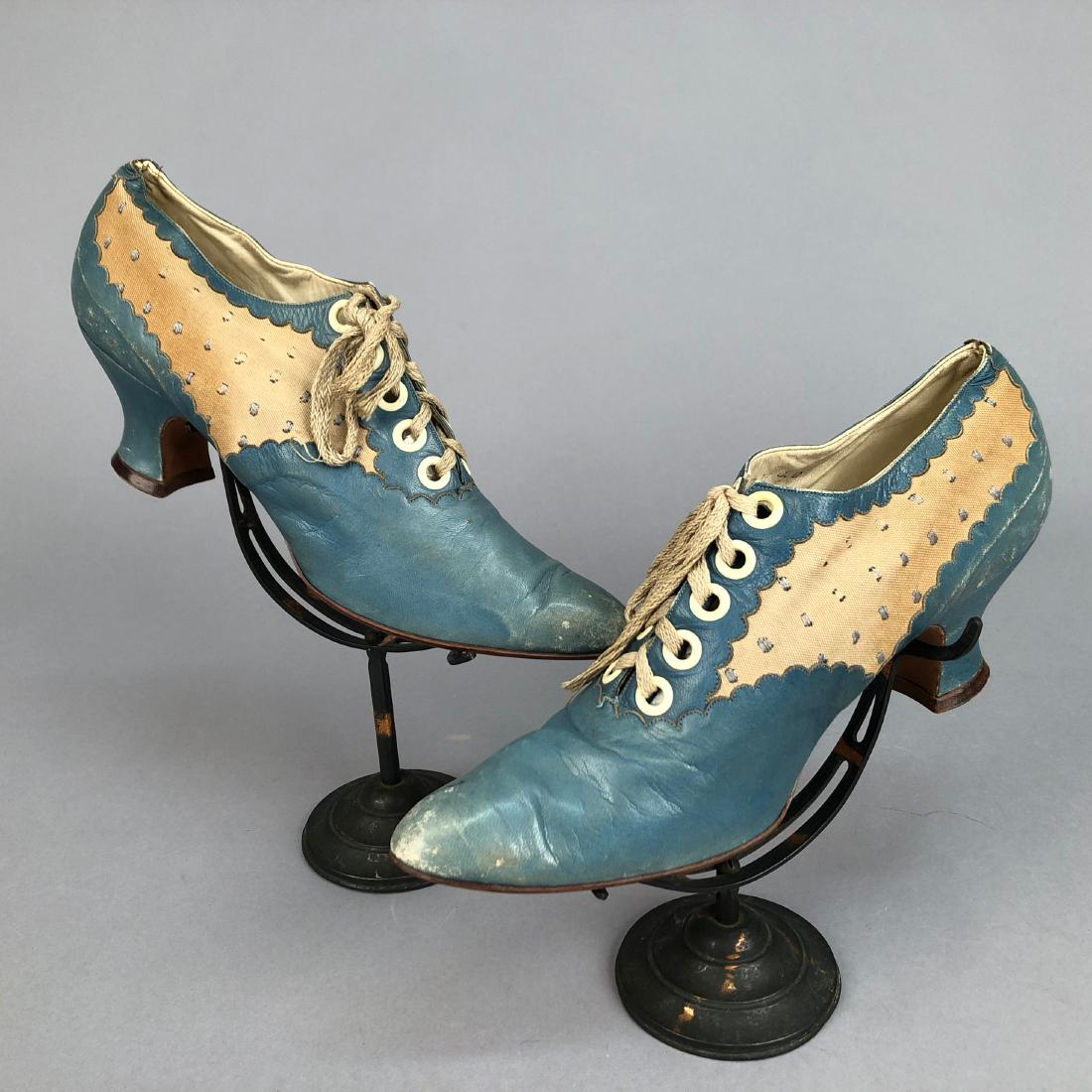 LACING LEATHER SHOES with DOTTED INSERTS, 1890 - 1895 (1 of 4)