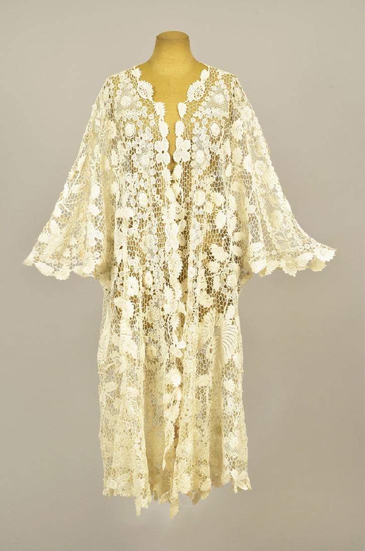 WHITE IRISH CROCHET LACE COAT, 1910 (1 of 4)