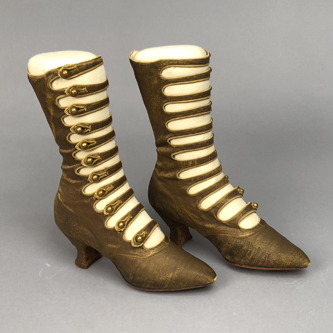 GOLD LAME BARETTE BOOTS, 1910 - 1915 (1 of 2)