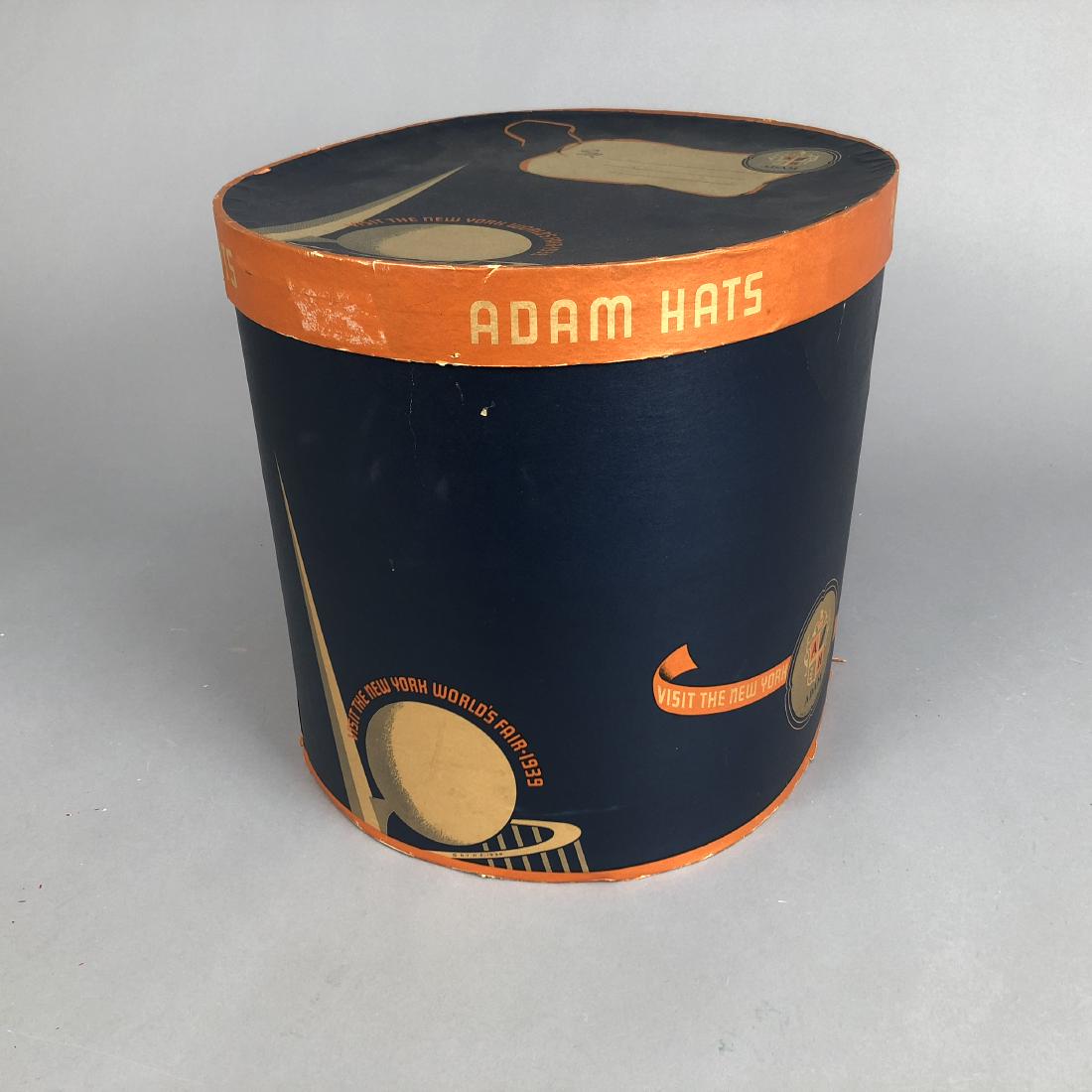 NEW YORK WORLD'S FAIR HAT BOX,  1939 (1 of 7)