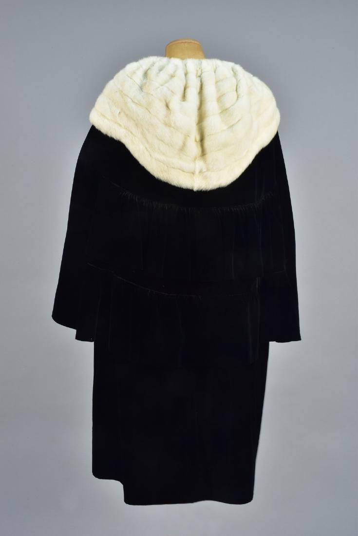 PAQUIN VELVET EVENING CAPE, 1920s (1 of 3)
