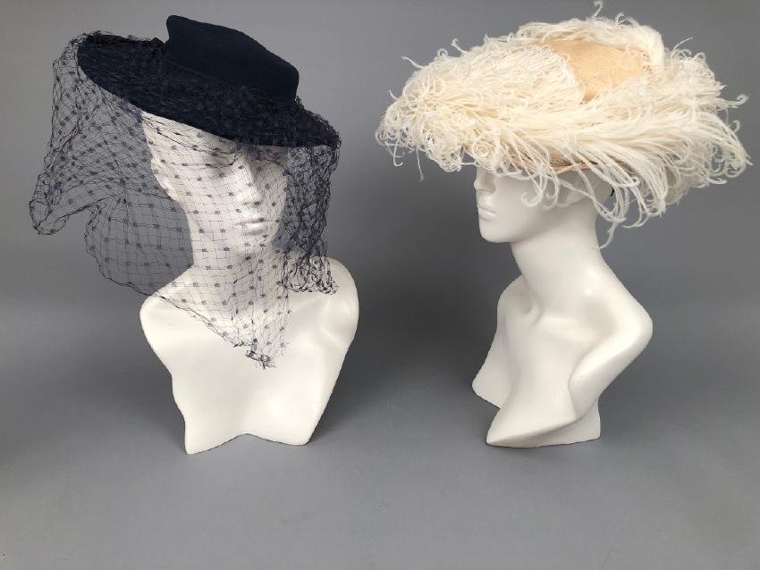 TWO EDWARD MOLYNEUX LADIES HATS, 1930s (1 of 5)