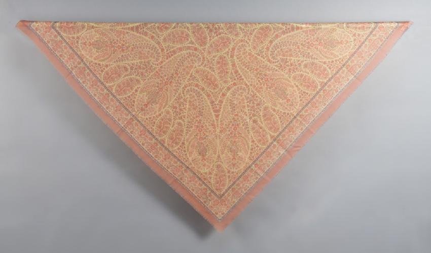 LIBERTY WOOL PAISLEY SHAWL, c. 1980 (1 of 3)