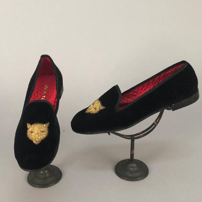 MANS HANDMADE DUNHILL SMOKING SLIPPERS (1 of 3)