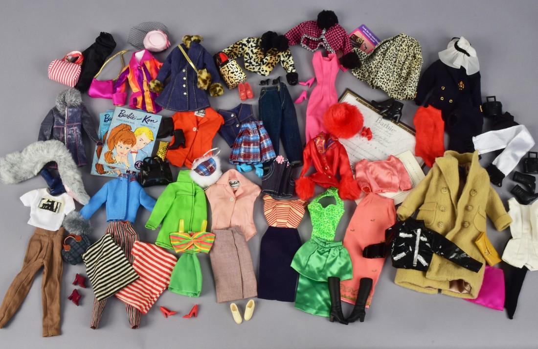 LARGE LOT of BARBIE DOLL CLOTHES and ACCESSORIES (1 of 4)
