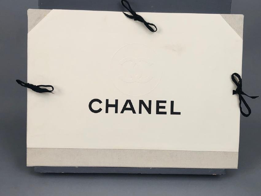 CHANEL BOUTIQUE PORTFOLIO with PHOTOS by LAGERFELD, (1 of 4)